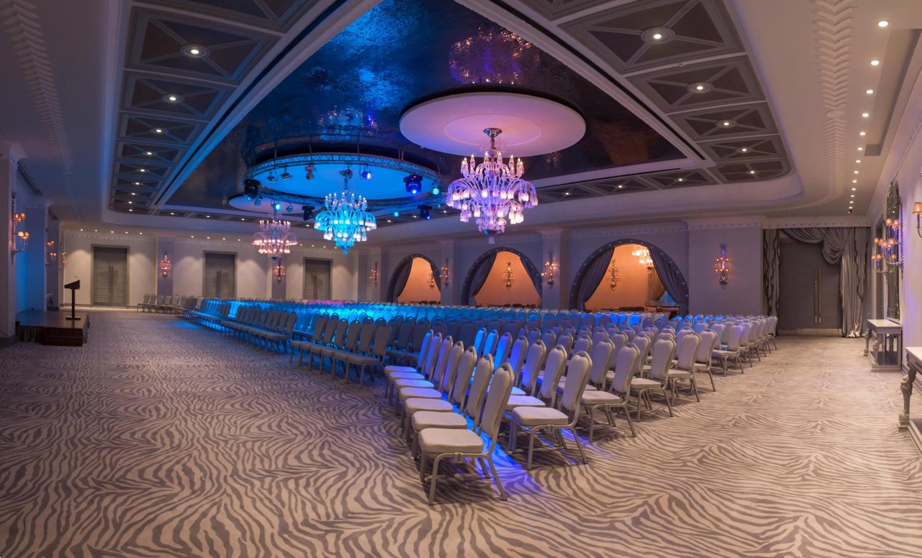 Business facilities in Wyndham Grand Istanbul Kalamış Marina Hotel