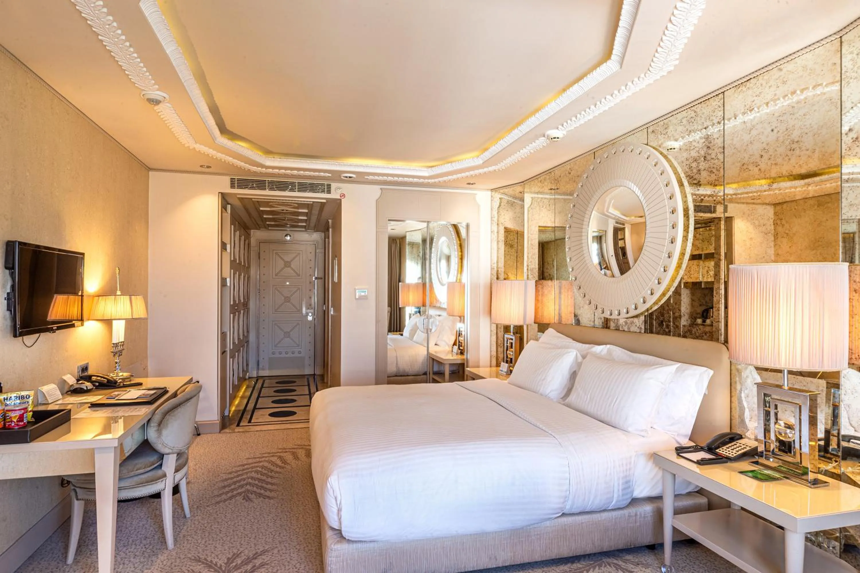 Bed in Wyndham Grand Istanbul Kalamış Marina Hotel