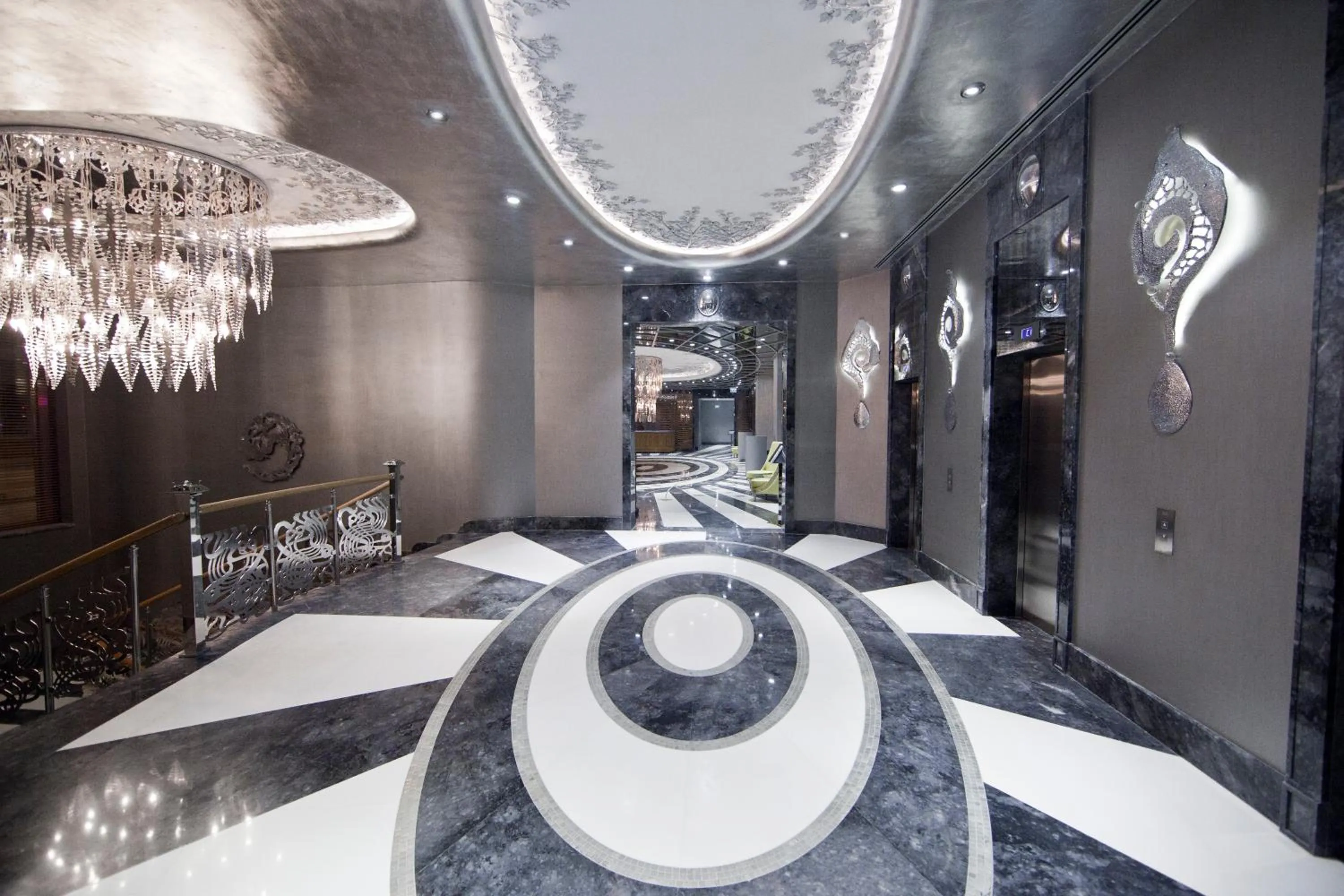 Lobby or reception in Wyndham Grand Istanbul Kalamış Marina Hotel