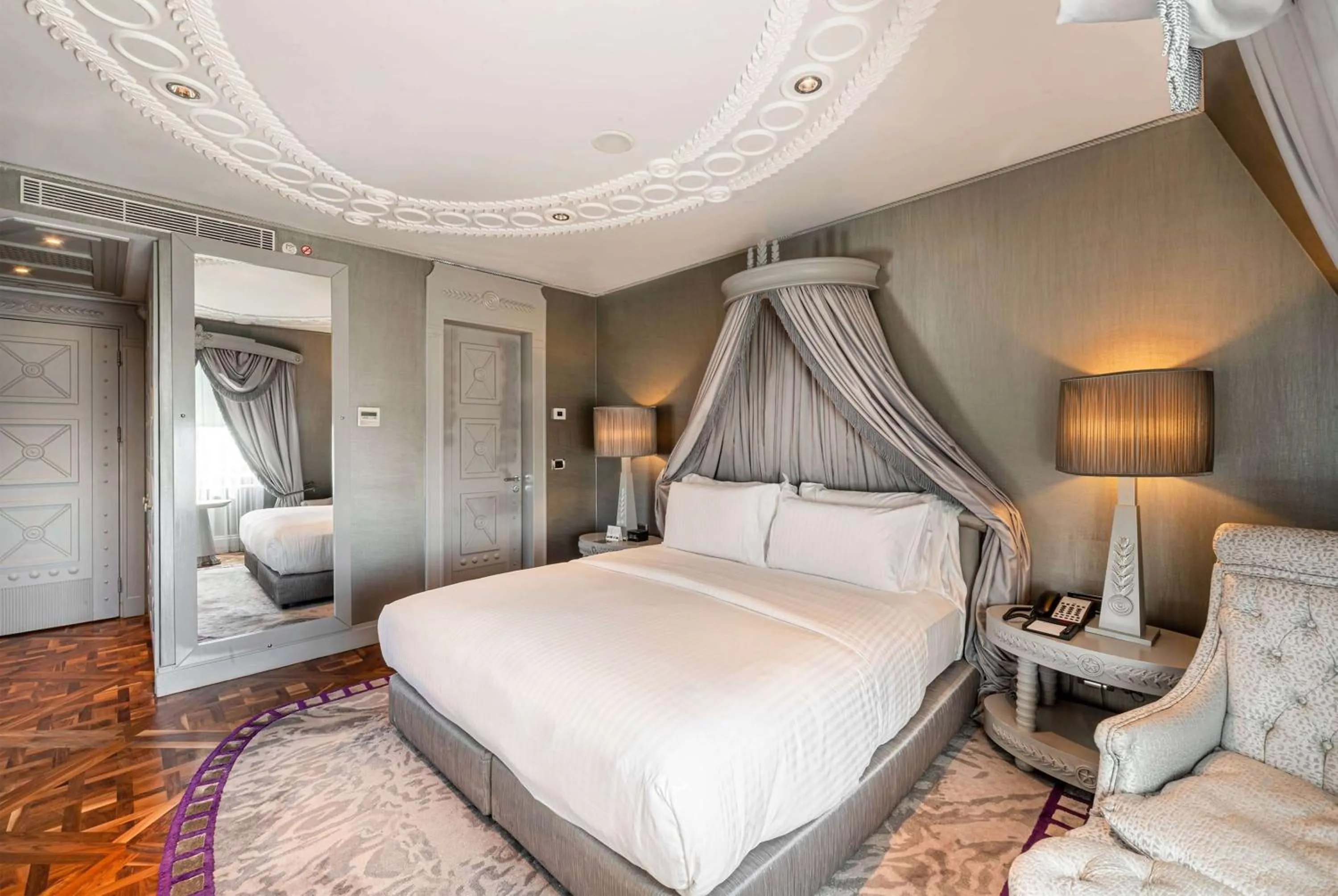 Photo of the whole room, Bed in Wyndham Grand Istanbul Kalamış Marina Hotel