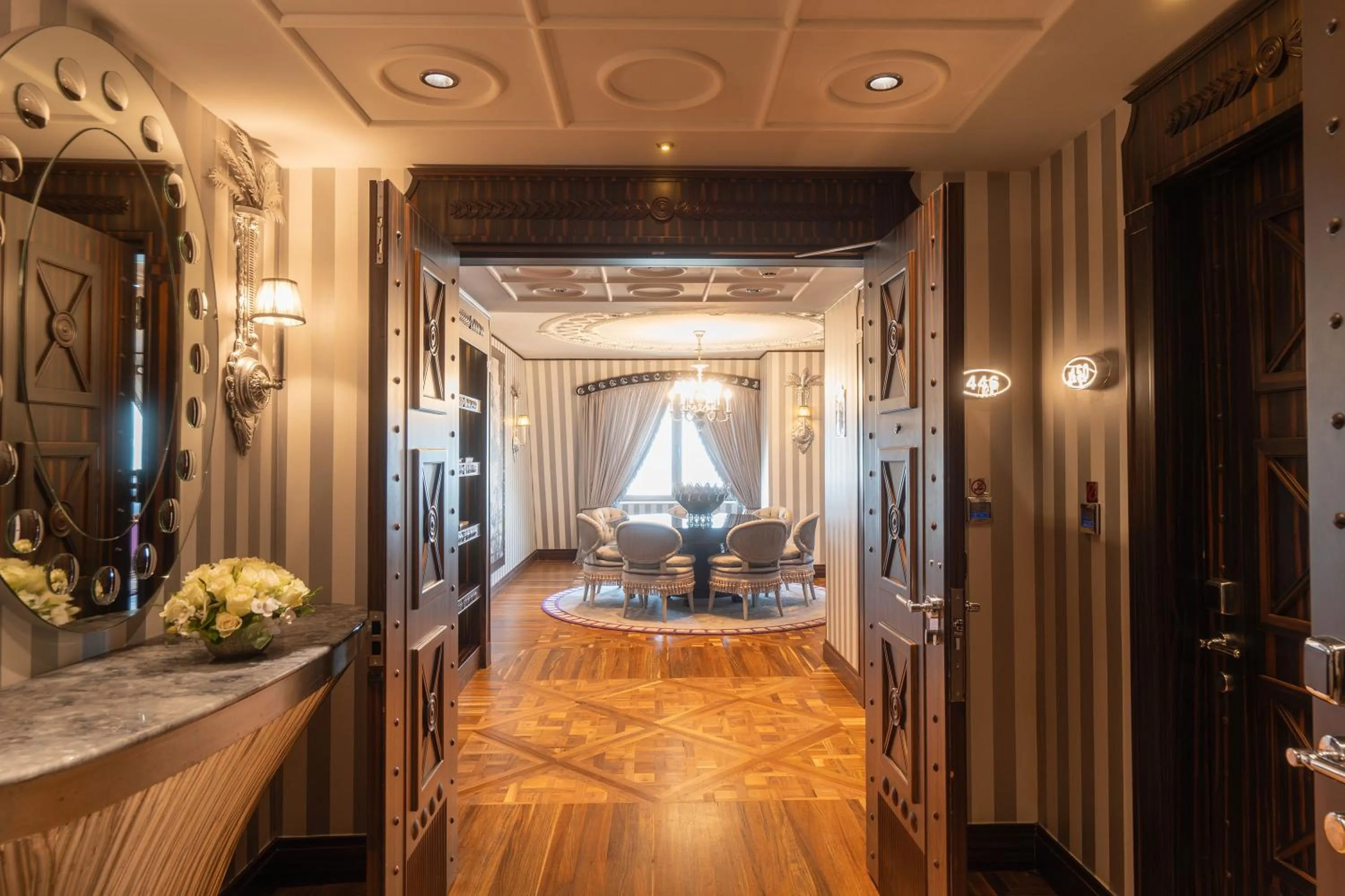 Living room in Wyndham Grand Istanbul Kalamış Marina Hotel