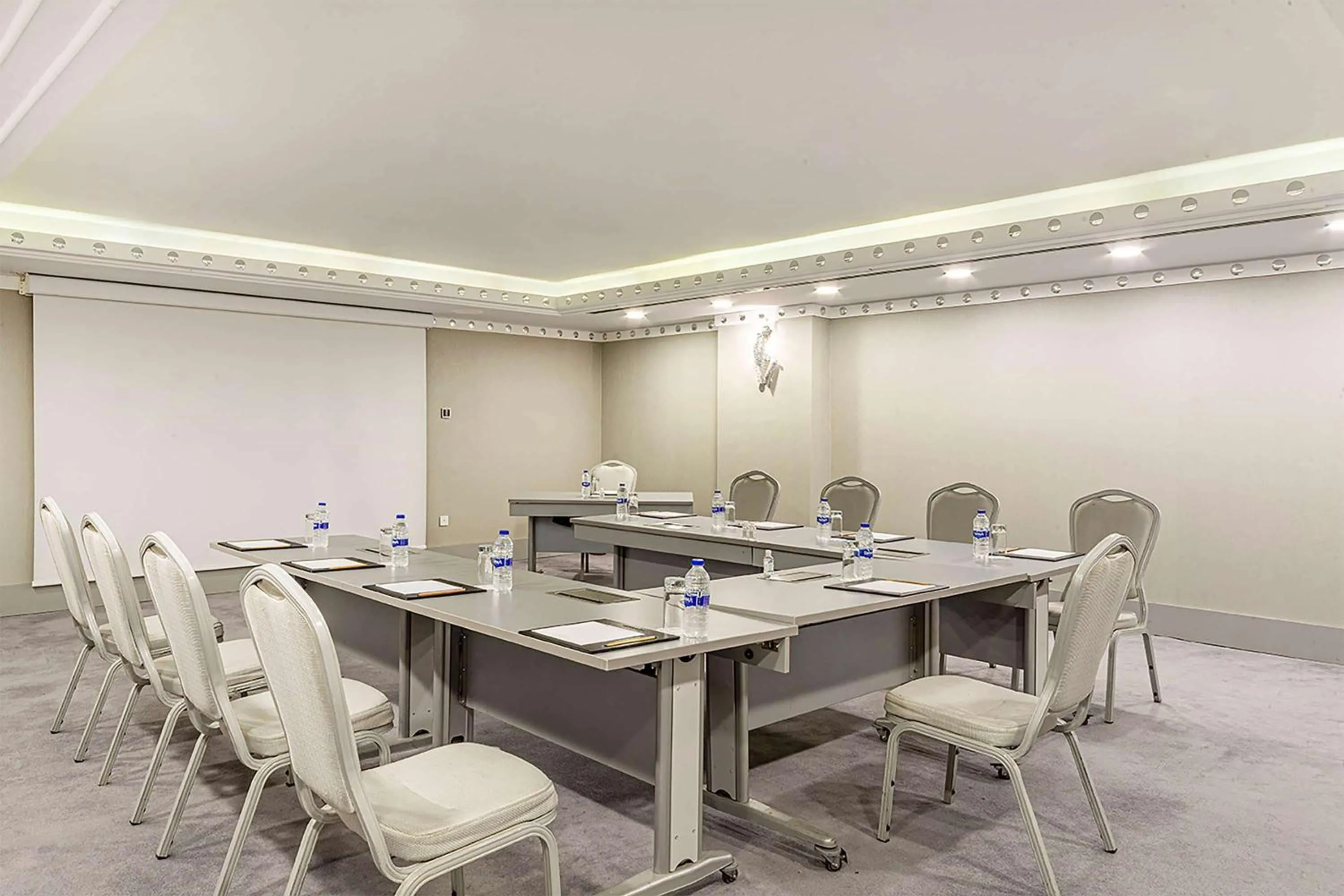 Meeting/conference room in Wyndham Grand Istanbul Kalamış Marina Hotel