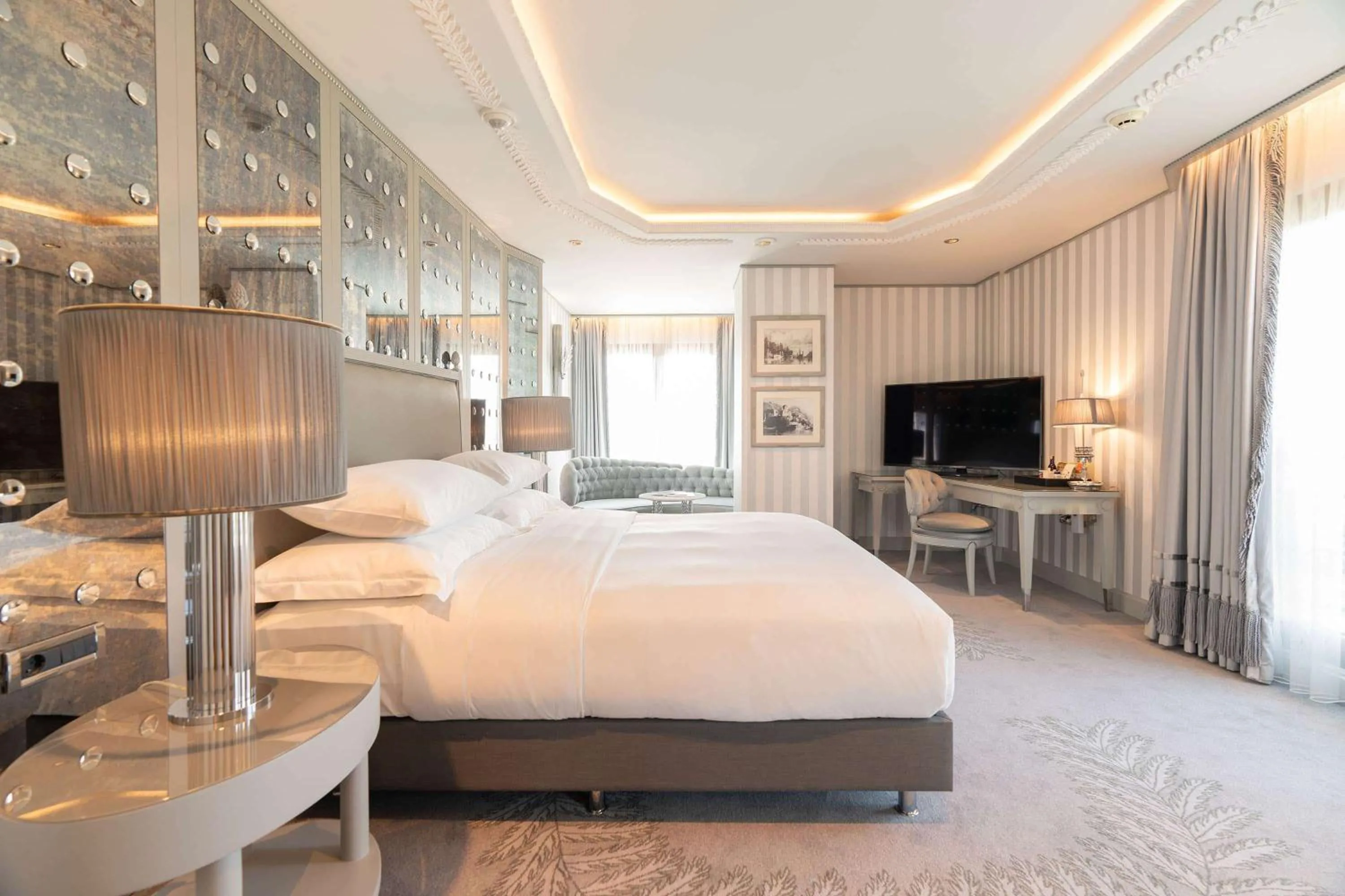 Photo of the whole room, Bed in Wyndham Grand Istanbul Kalamış Marina Hotel