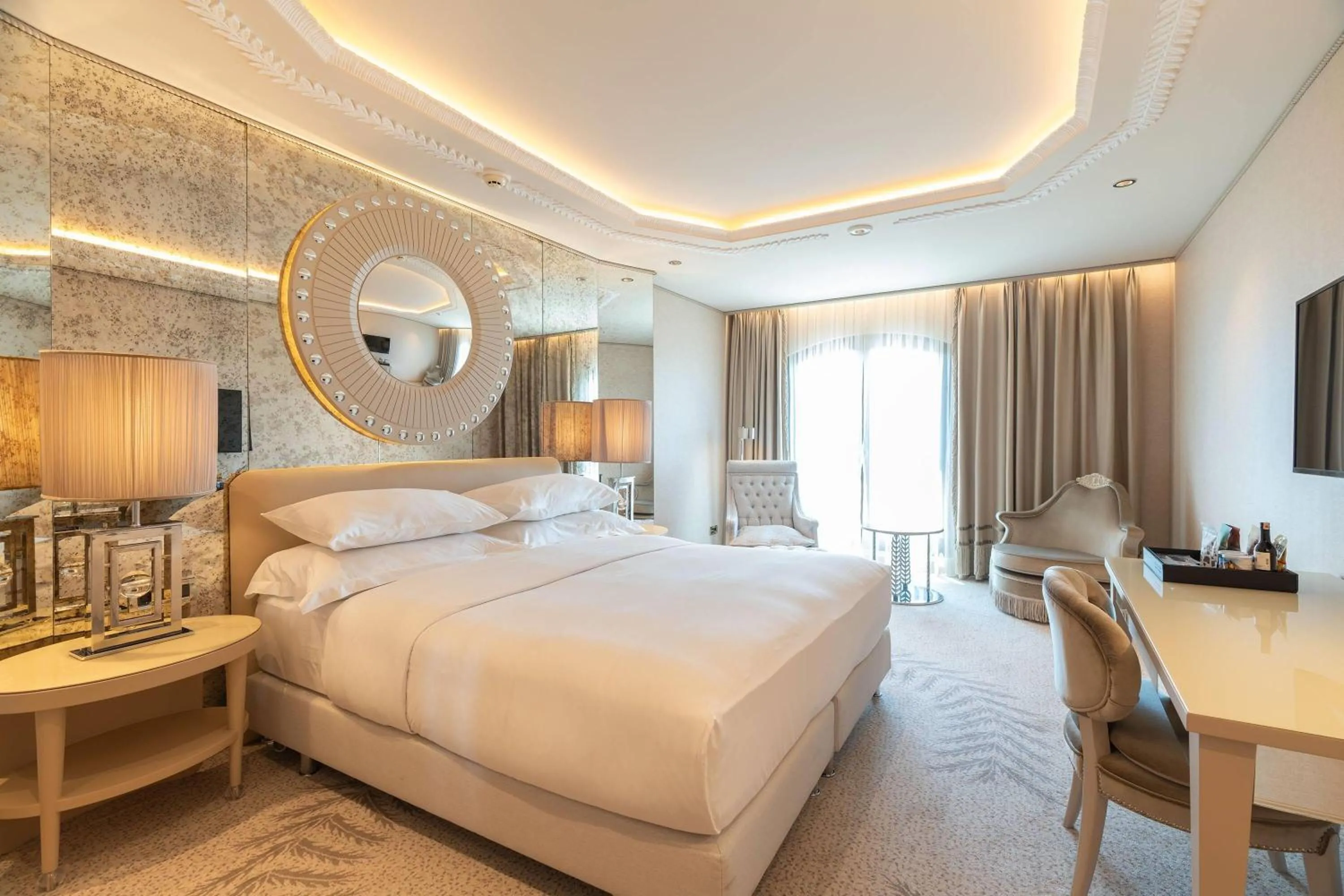 Photo of the whole room, Bed in Wyndham Grand Istanbul Kalamış Marina Hotel