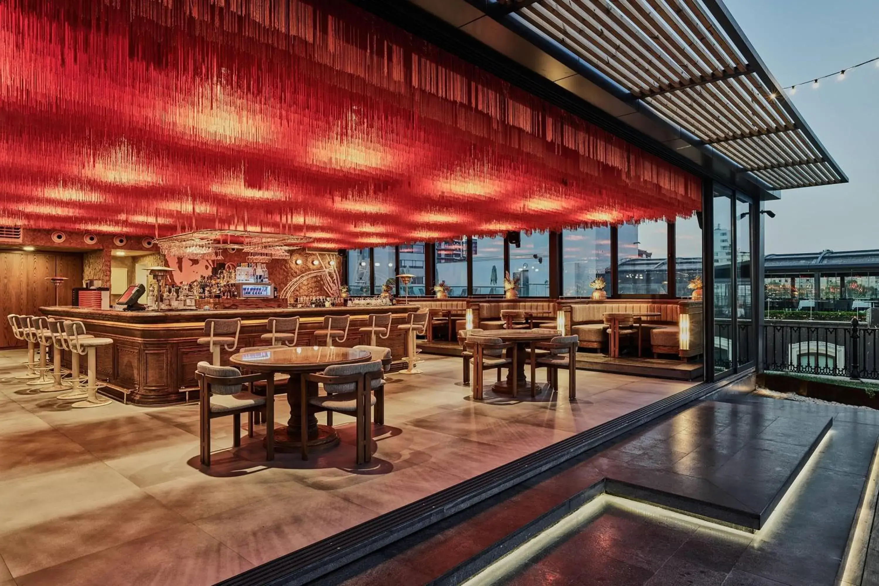 Restaurant/places to eat in Wyndham Grand Istanbul Kalamış Marina Hotel Restaurant/places to eat in Wyndham Grand Istanbul Kalamış Marina Hotel