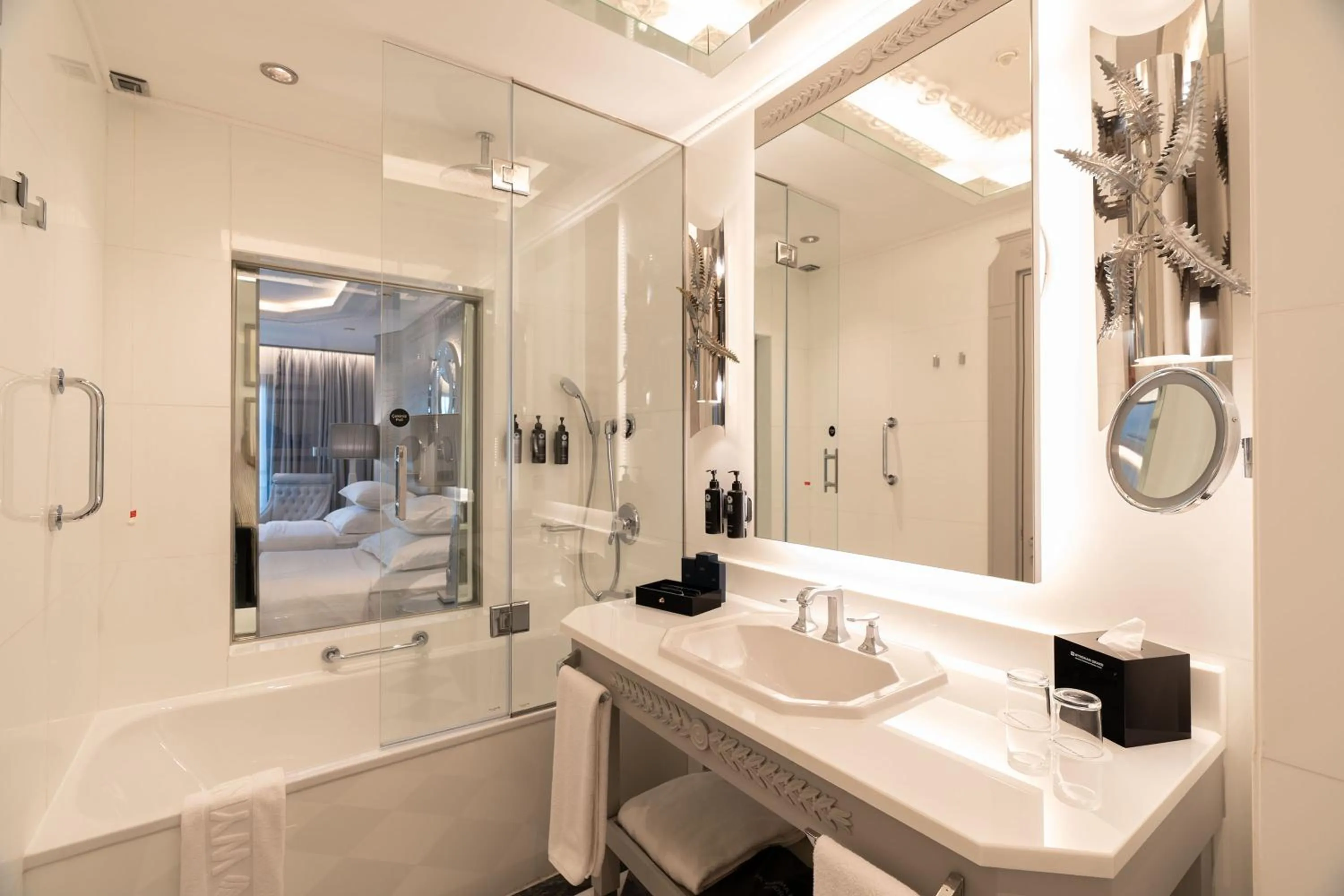 Shower in Wyndham Grand Istanbul Kalamış Marina Hotel