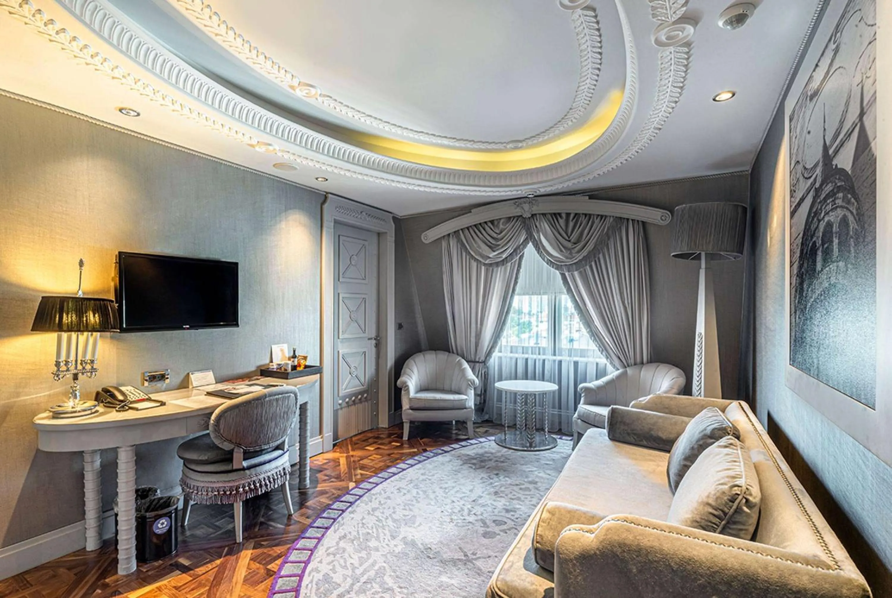 Photo of the whole room, Bed in Wyndham Grand Istanbul Kalamış Marina Hotel