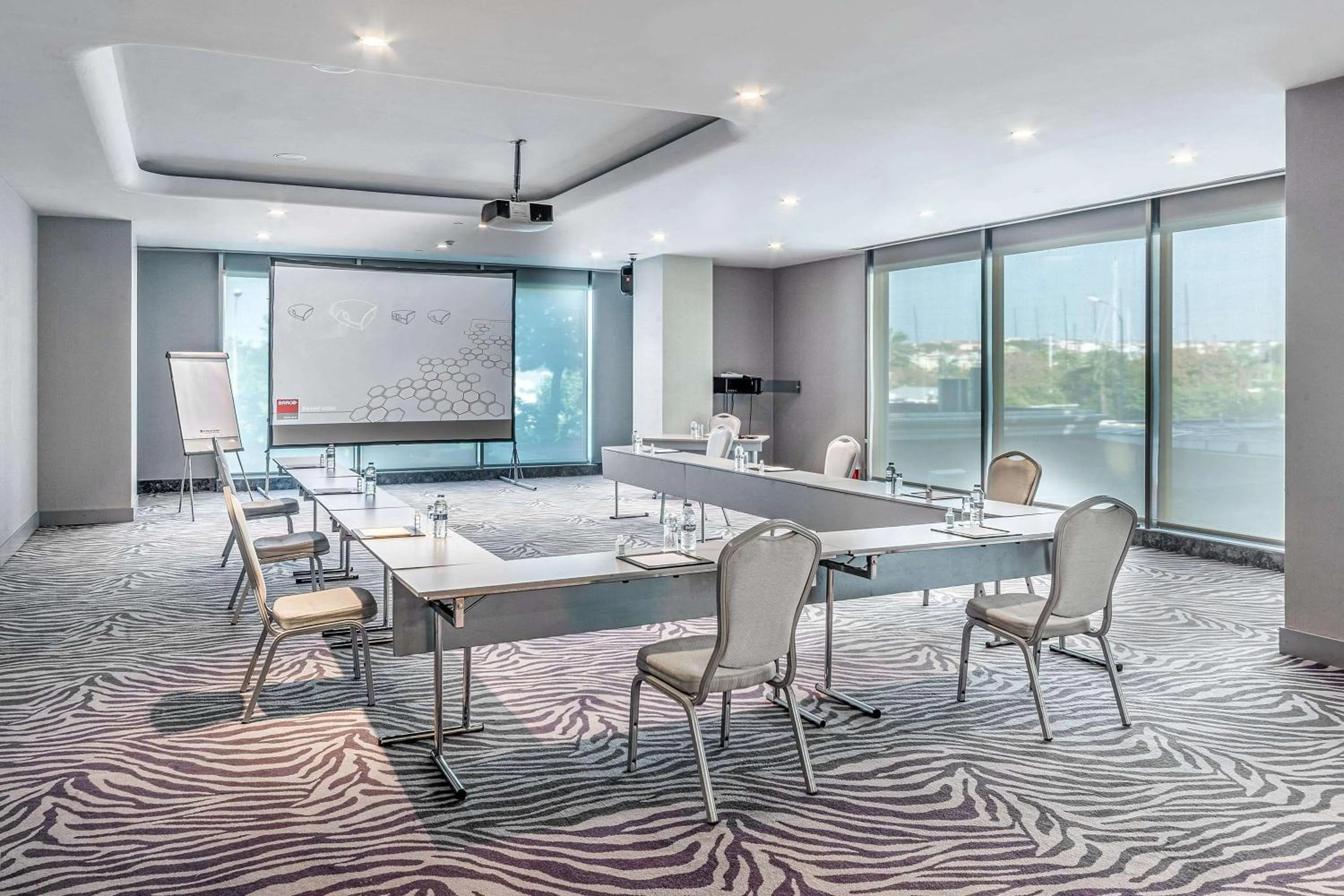 Meeting/conference room in Wyndham Grand Istanbul Kalamış Marina Hotel