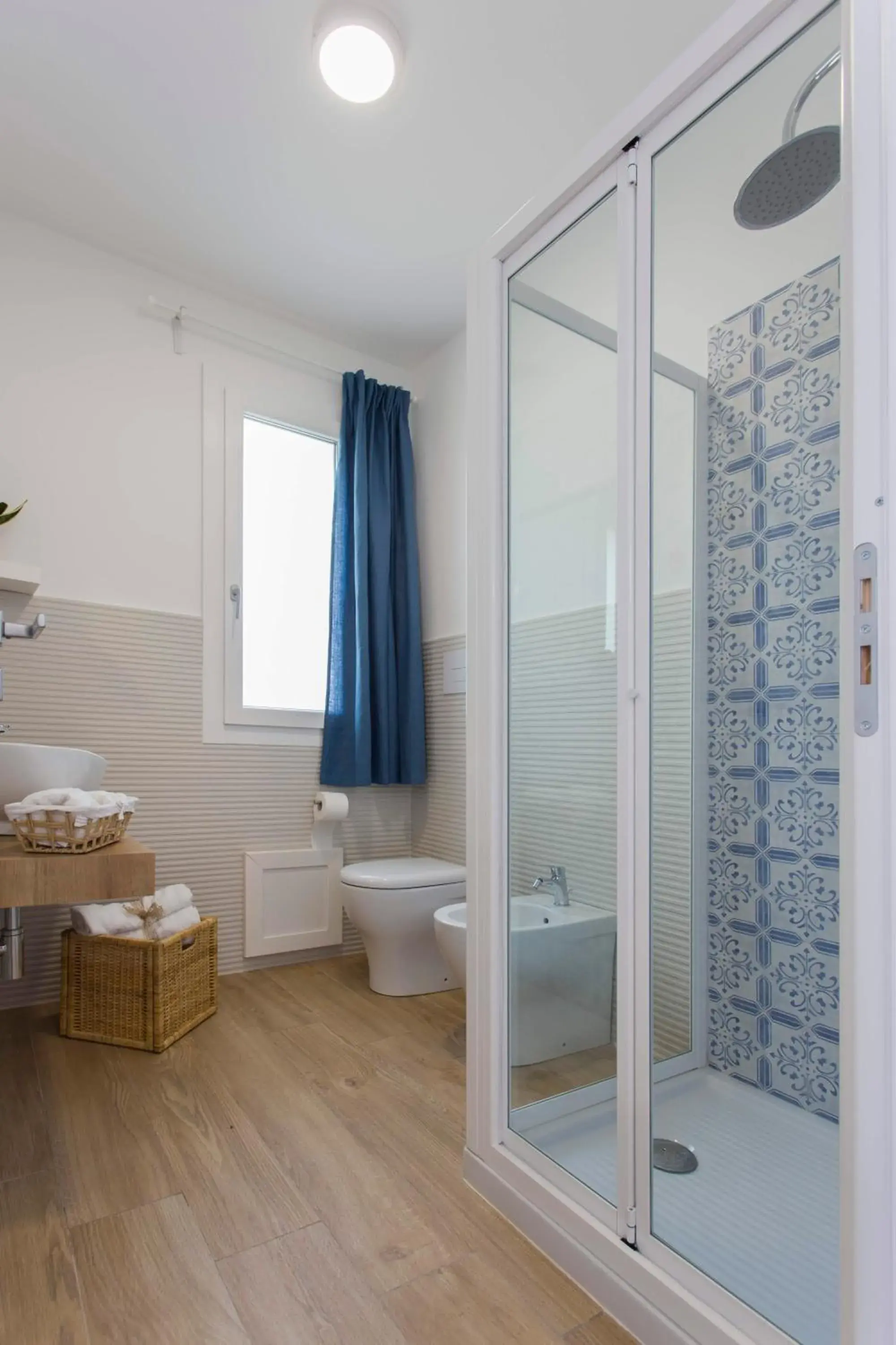 Deluxe Double Room with Balcony and Sea View in Zabbàra B&B Deluxe Double Room with Balcony and Sea View in Zabbàra B&B