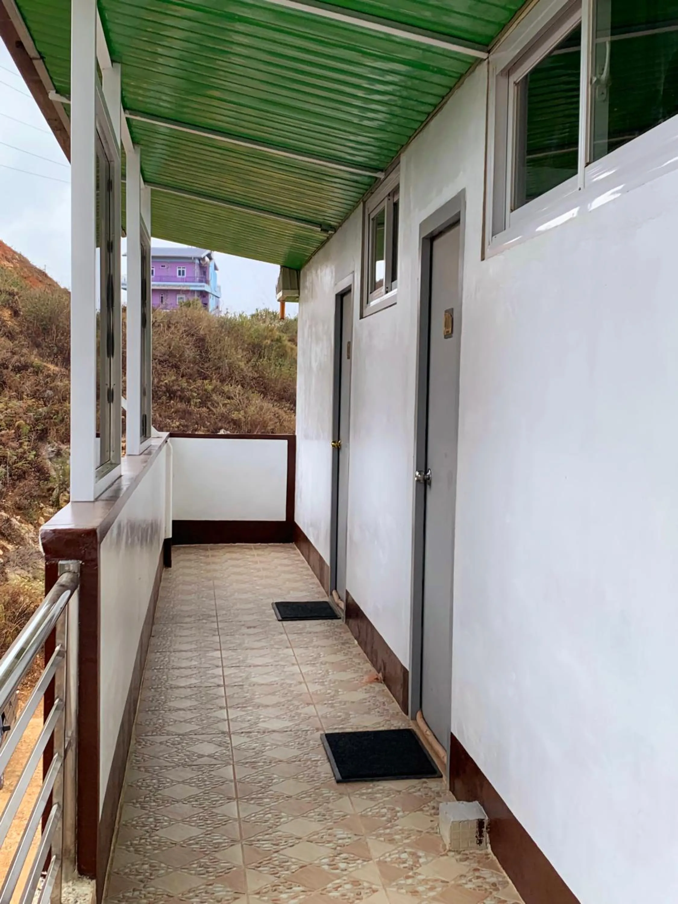 Wanay's Rocky Mountain Homestay