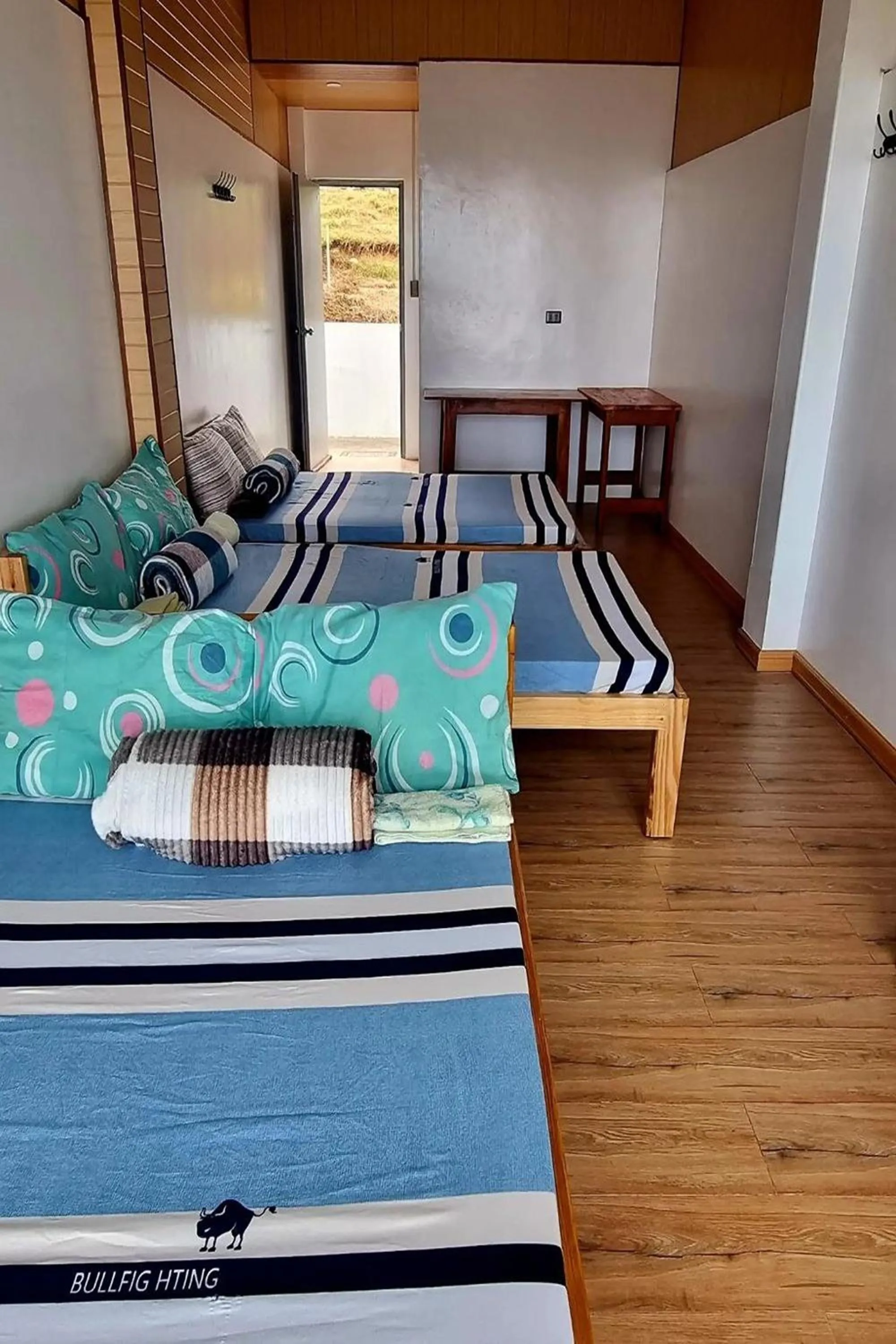 Bed in Wanay's Rocky Mountain Homestay