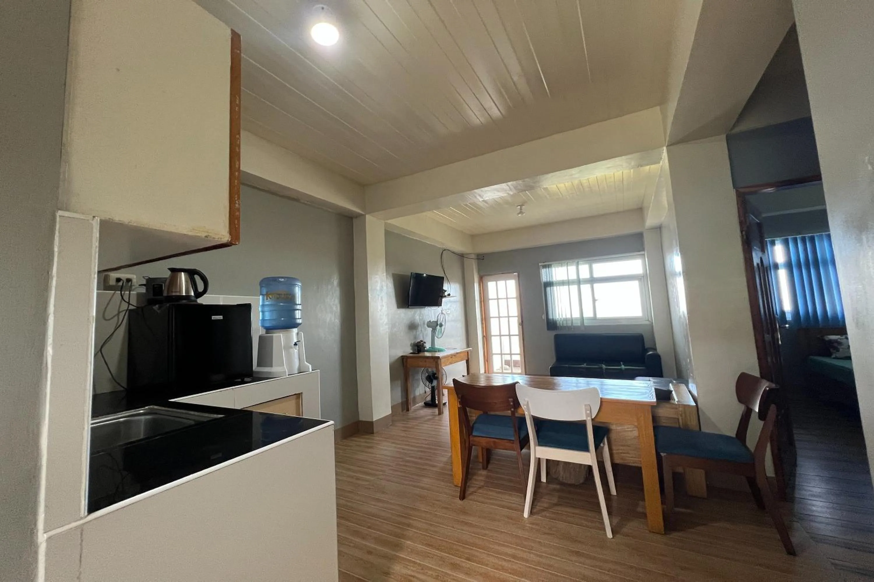 Living room in Wanay's Rocky Mountain Homestay
