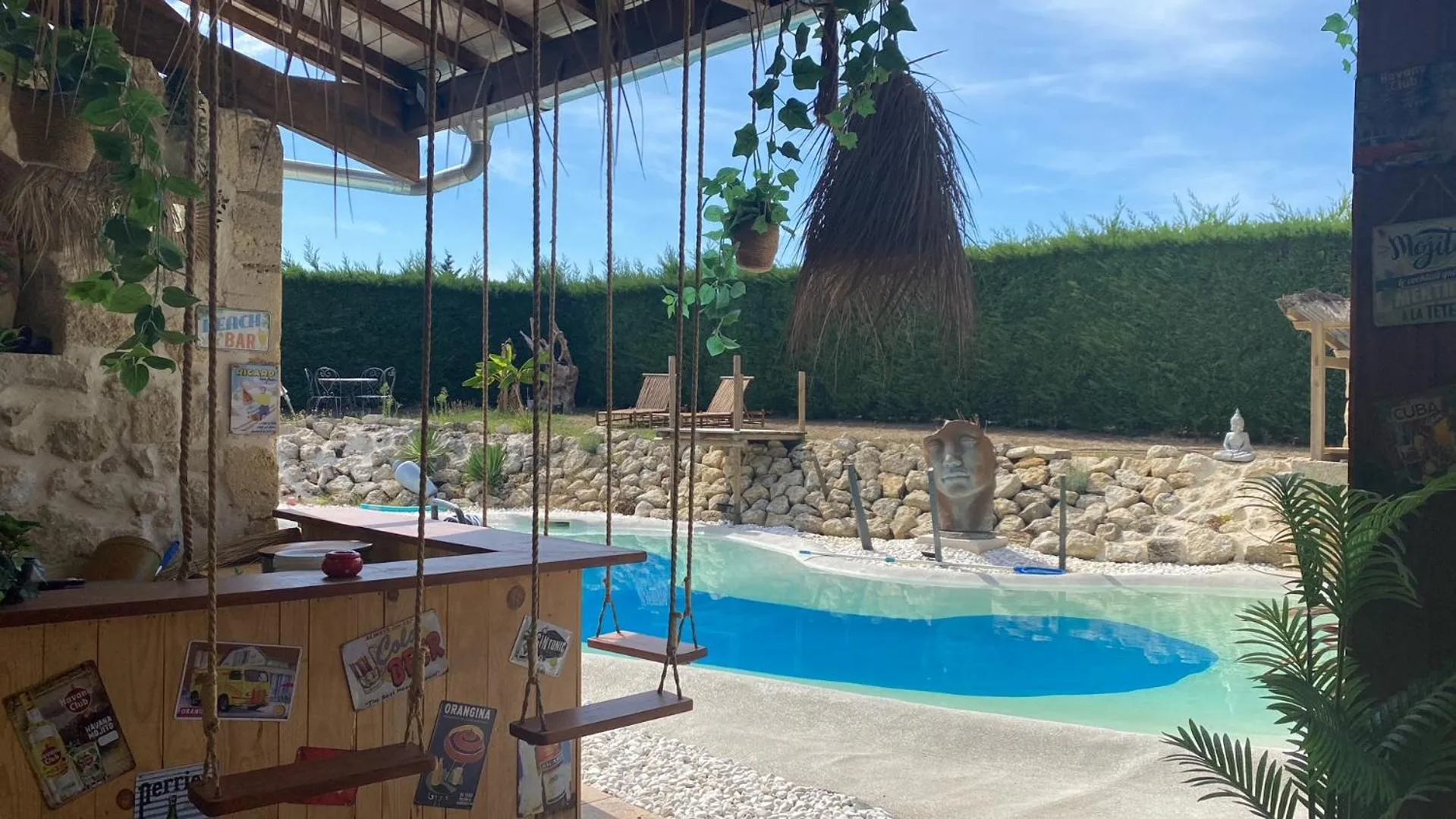 Swimming pool in Le Relais de la Chouette