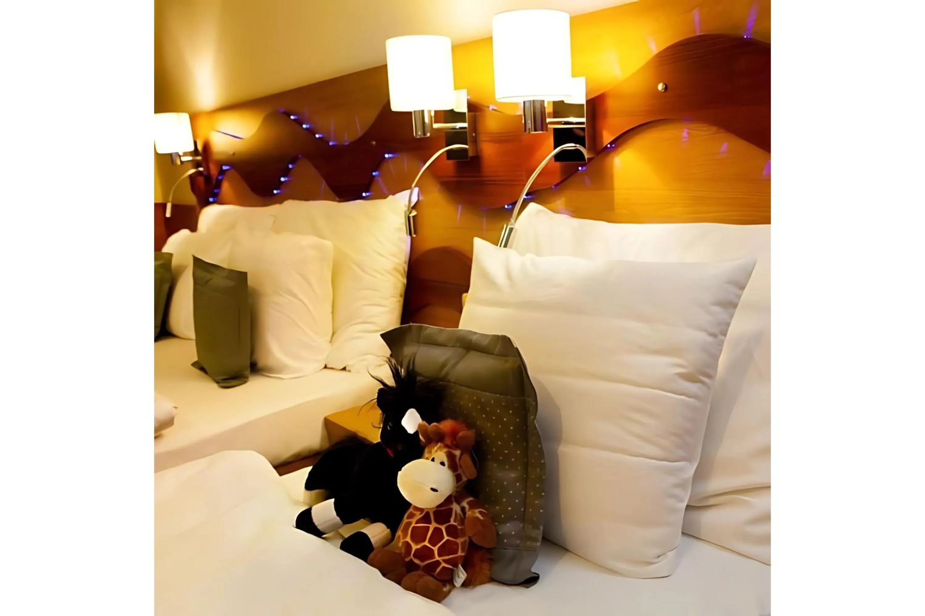 Photo of the whole room, Bed in Danubia Gate Hotel