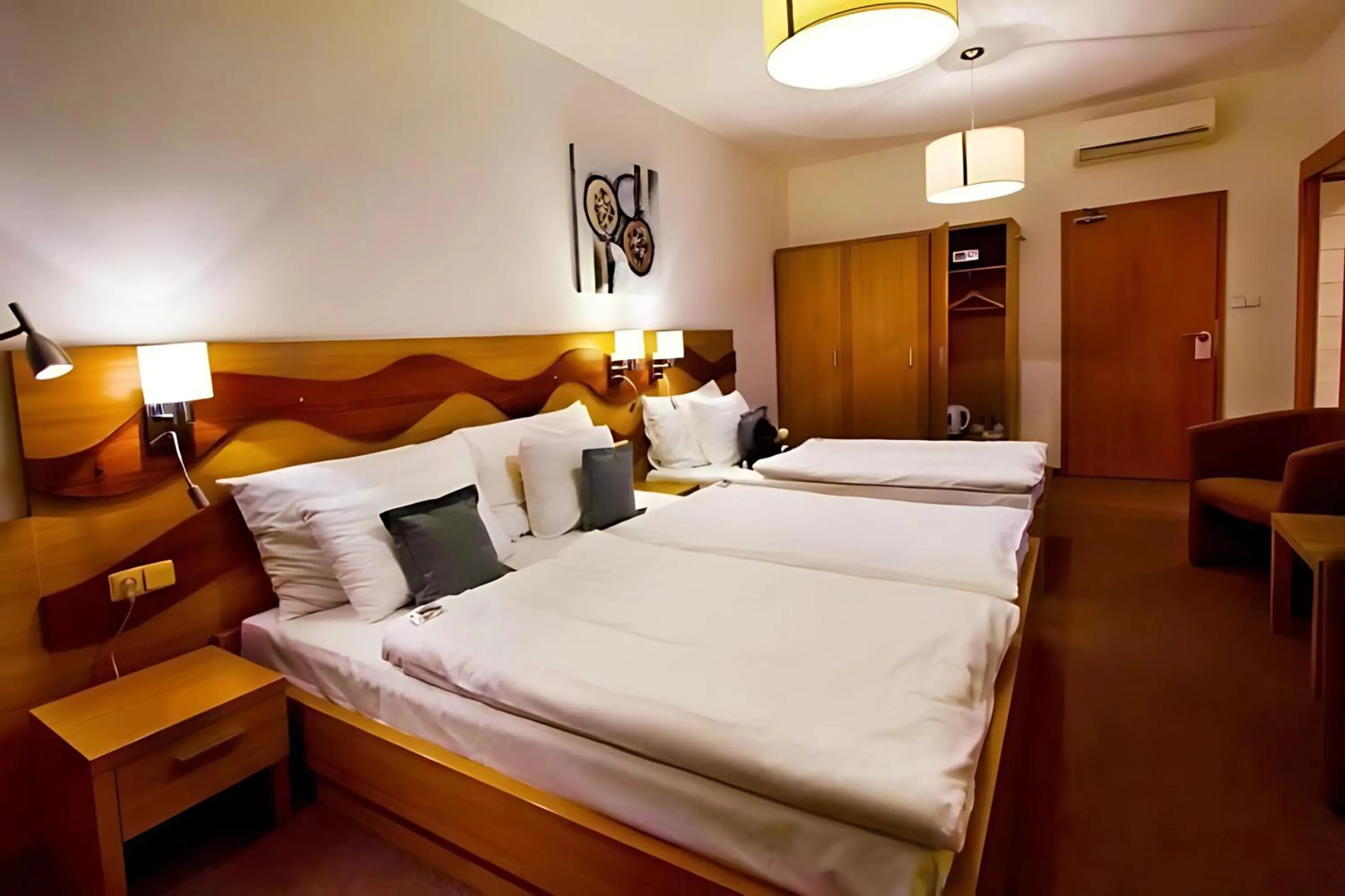 Photo of the whole room, Bed in Danubia Gate Hotel