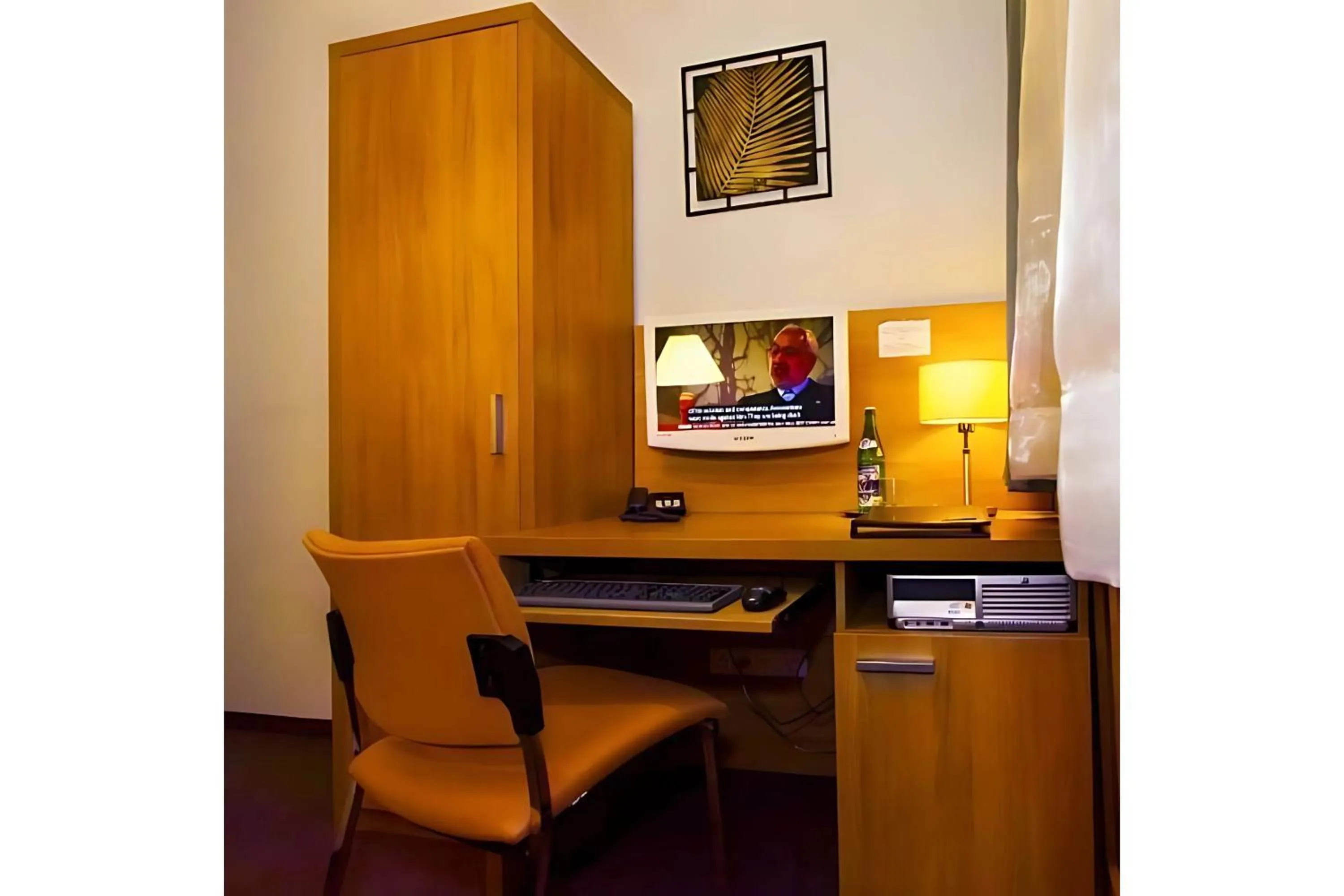 Photo of the whole room in Danubia Gate Hotel