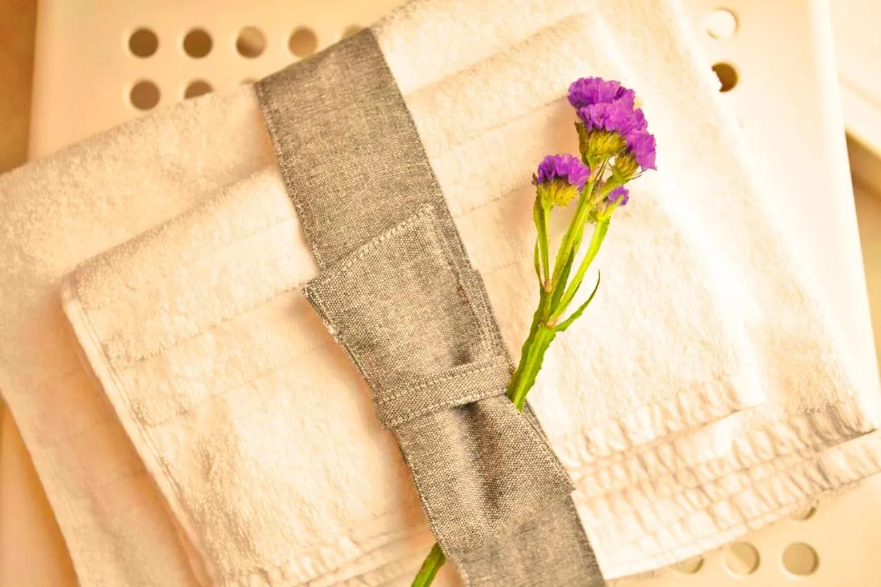 Decorative detail in Last Minute Rooms Lecce