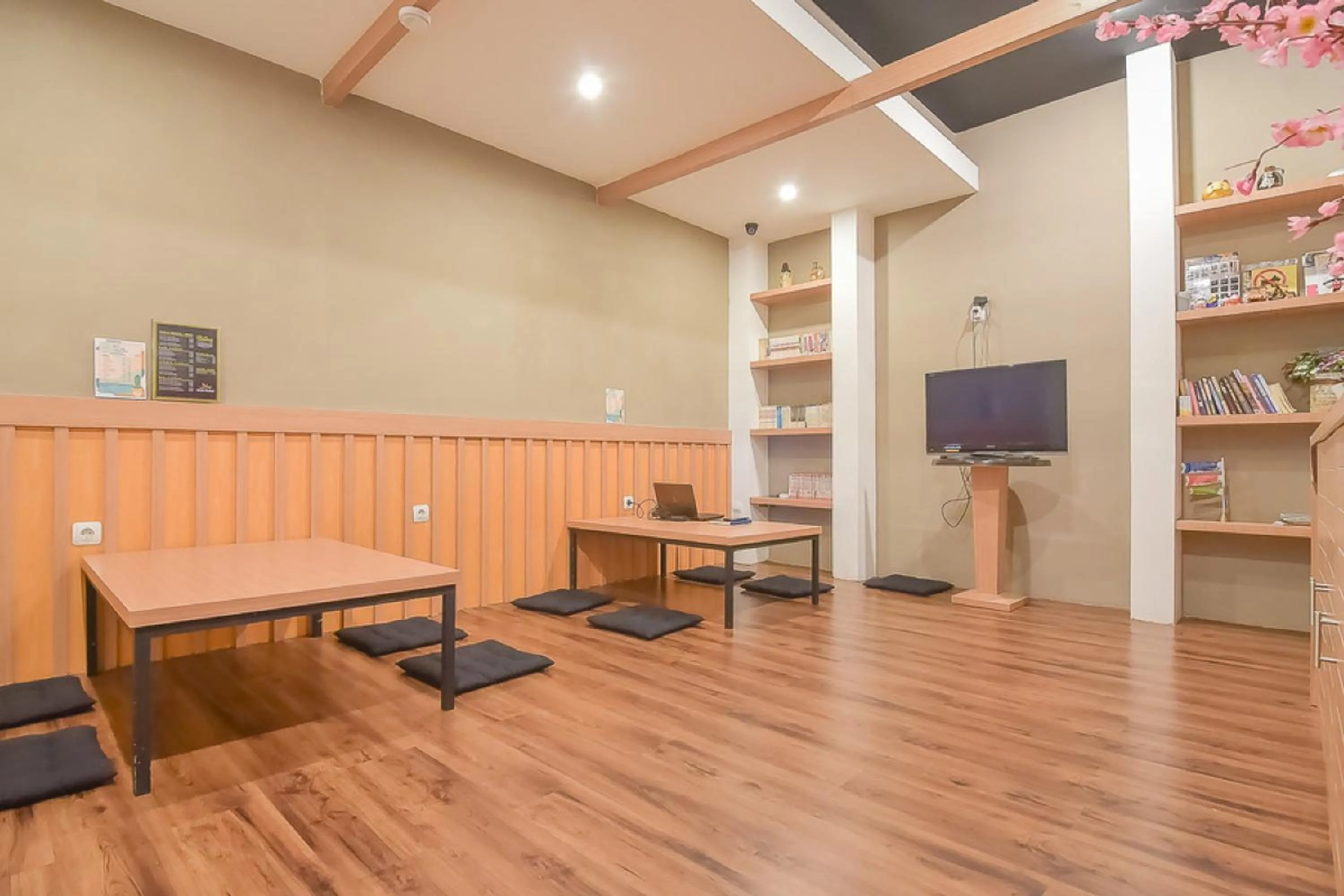 Living room in Tokyo Cubo