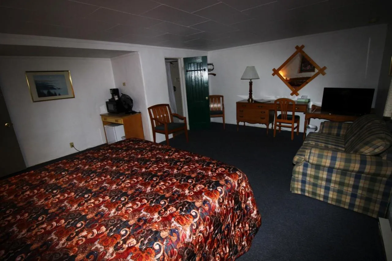 Bed in Topaz Lodge