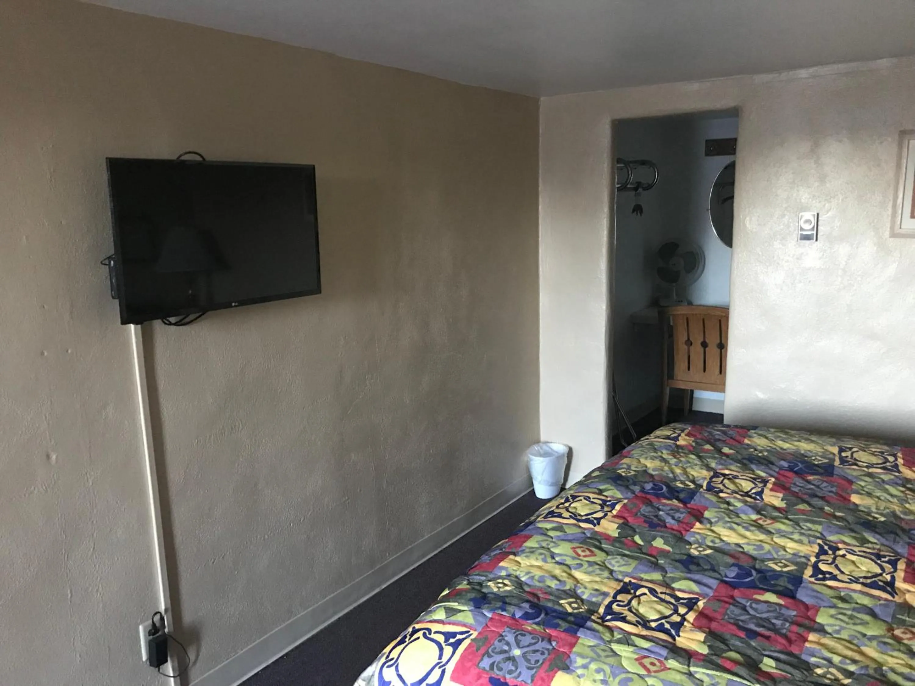 Bed in Topaz Lodge