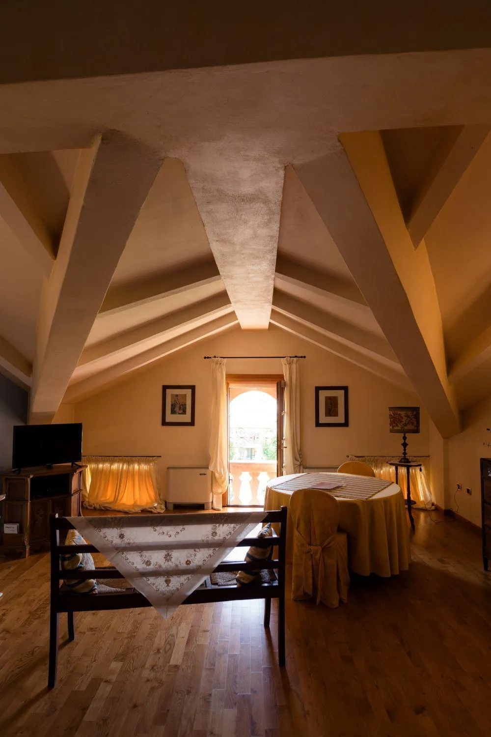 Bed in Villa Bongiovanni