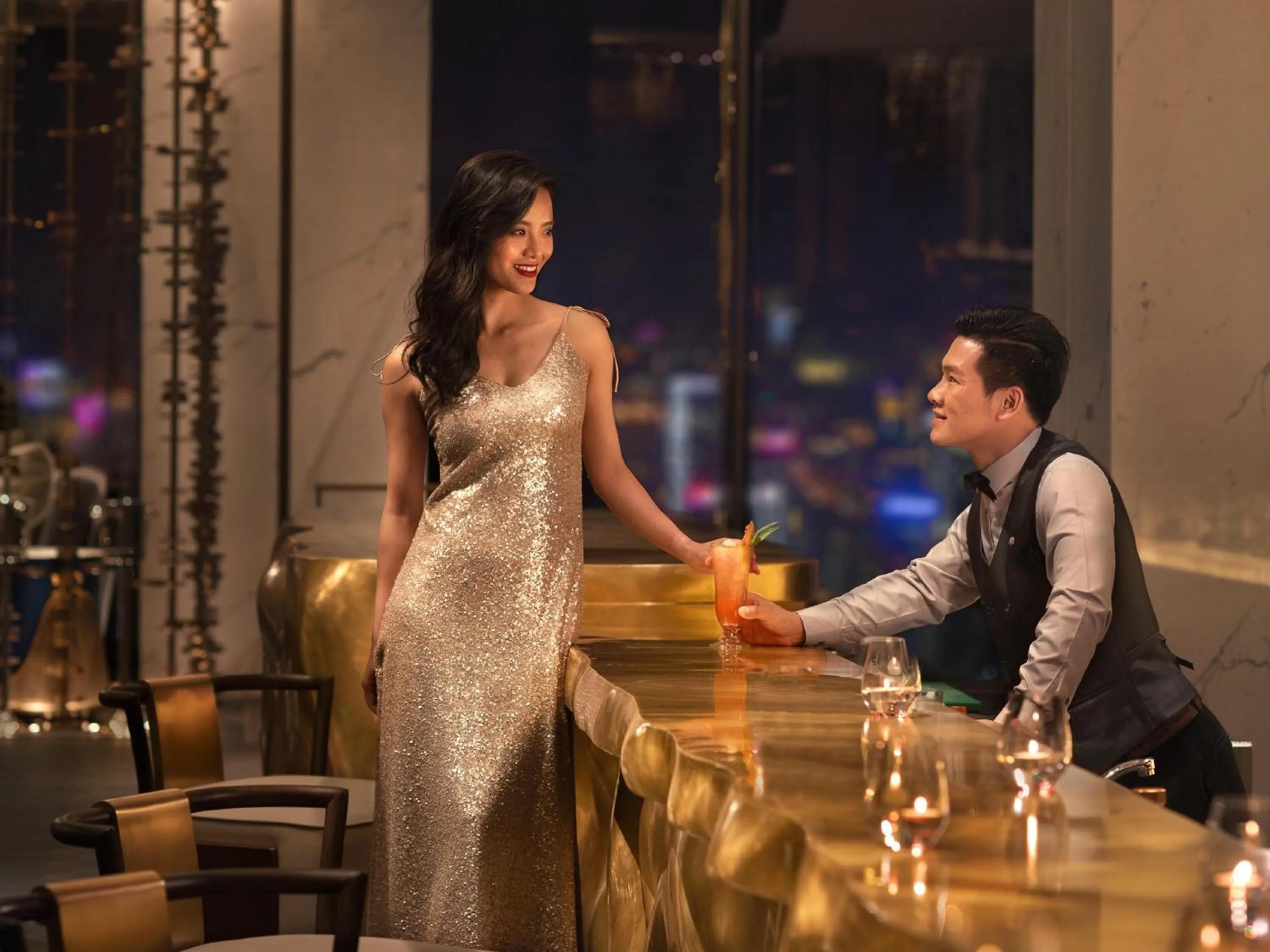 Lounge or bar in Raffles Shenzhen, Situated in the heart of One Shenzhen Bay, Book Now to Enjoy Free Minibar and Happy Hour Privileges at Long Bar on 71F