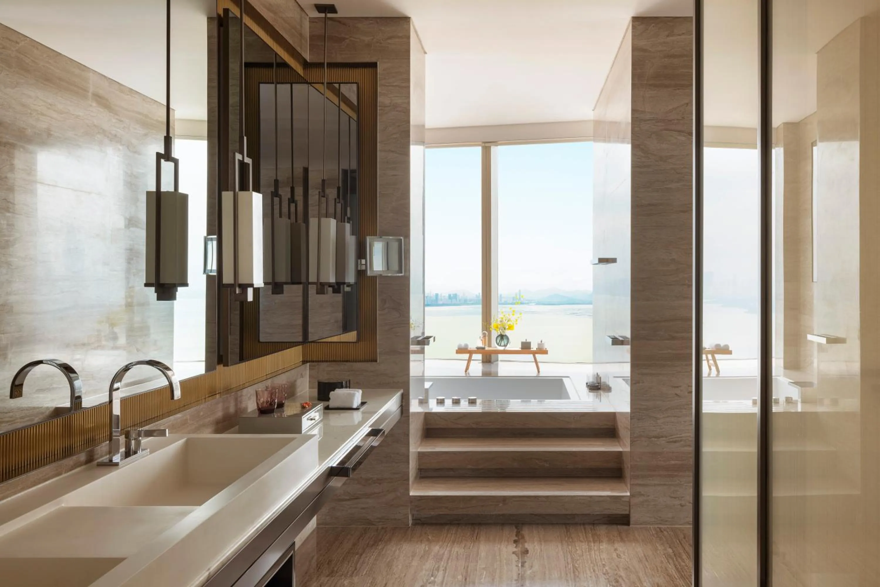 Bath in Raffles Shenzhen, Situated in the heart of One Shenzhen Bay, Book Now to Enjoy Free Minibar and Happy Hour Privileges at Long Bar on 71F