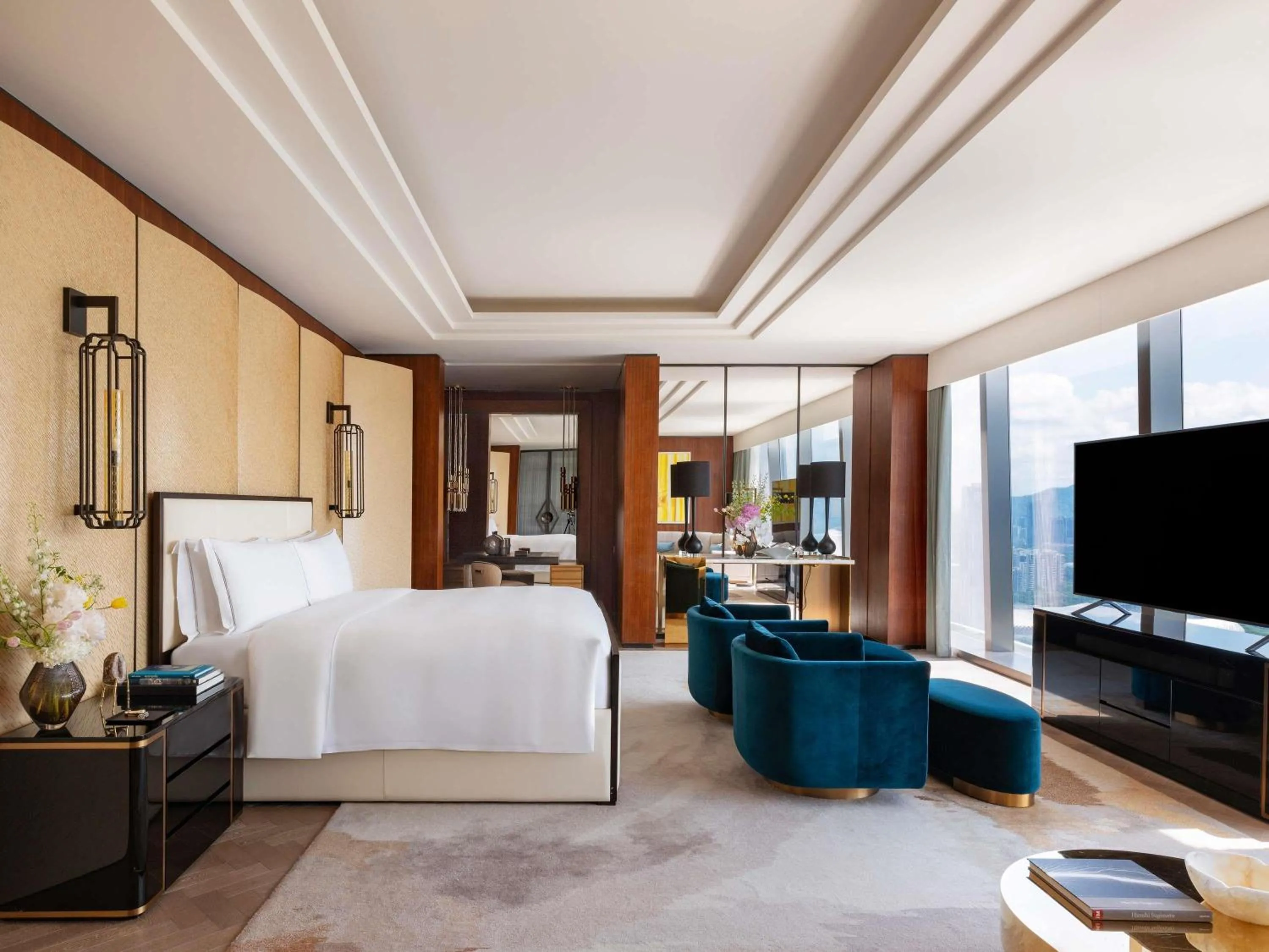 Photo of the whole room, Bed in Raffles Shenzhen, Situated in the heart of One Shenzhen Bay, Book Now to Enjoy Free Minibar and Happy Hour Privileges at Long Bar on 71F