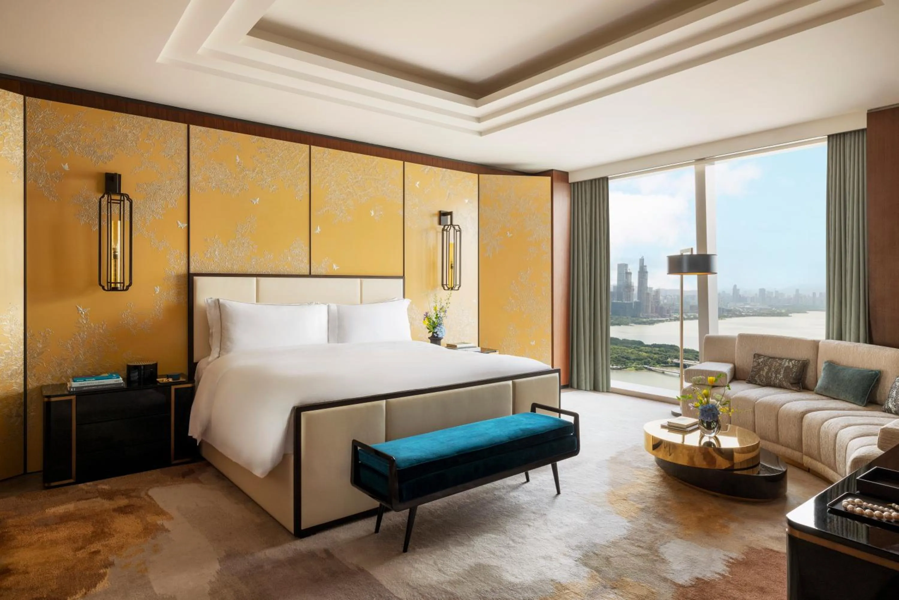 Bedroom, Bed in Raffles Shenzhen, Situated in the heart of One Shenzhen Bay, Book Now to Enjoy Free Minibar and Happy Hour Privileges at Long Bar on 71F