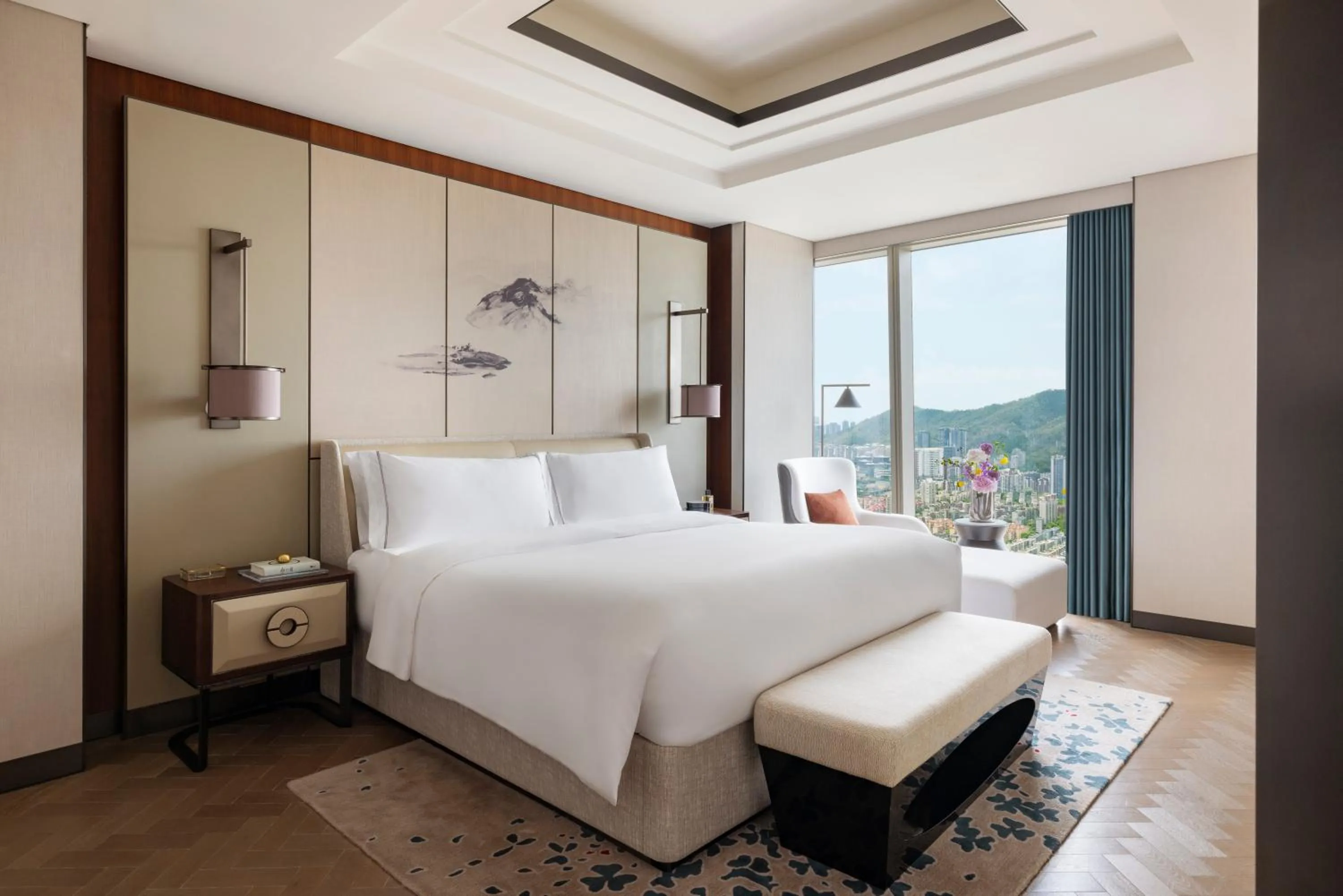 Bedroom, Bed in Raffles Shenzhen, Situated in the heart of One Shenzhen Bay, Book Now to Enjoy Free Minibar and Happy Hour Privileges at Long Bar on 71F