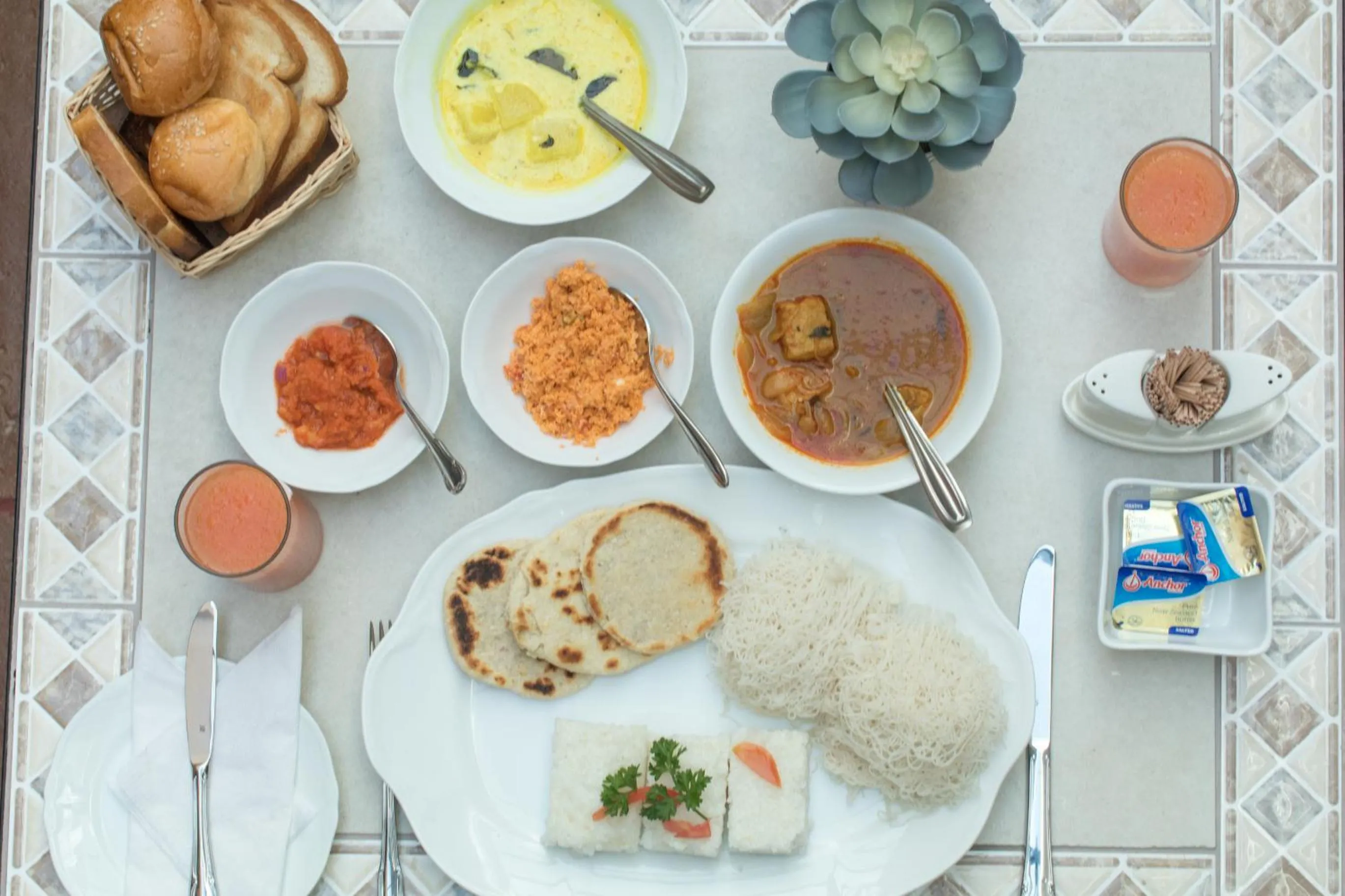 Breakfast in The Lynden Grove