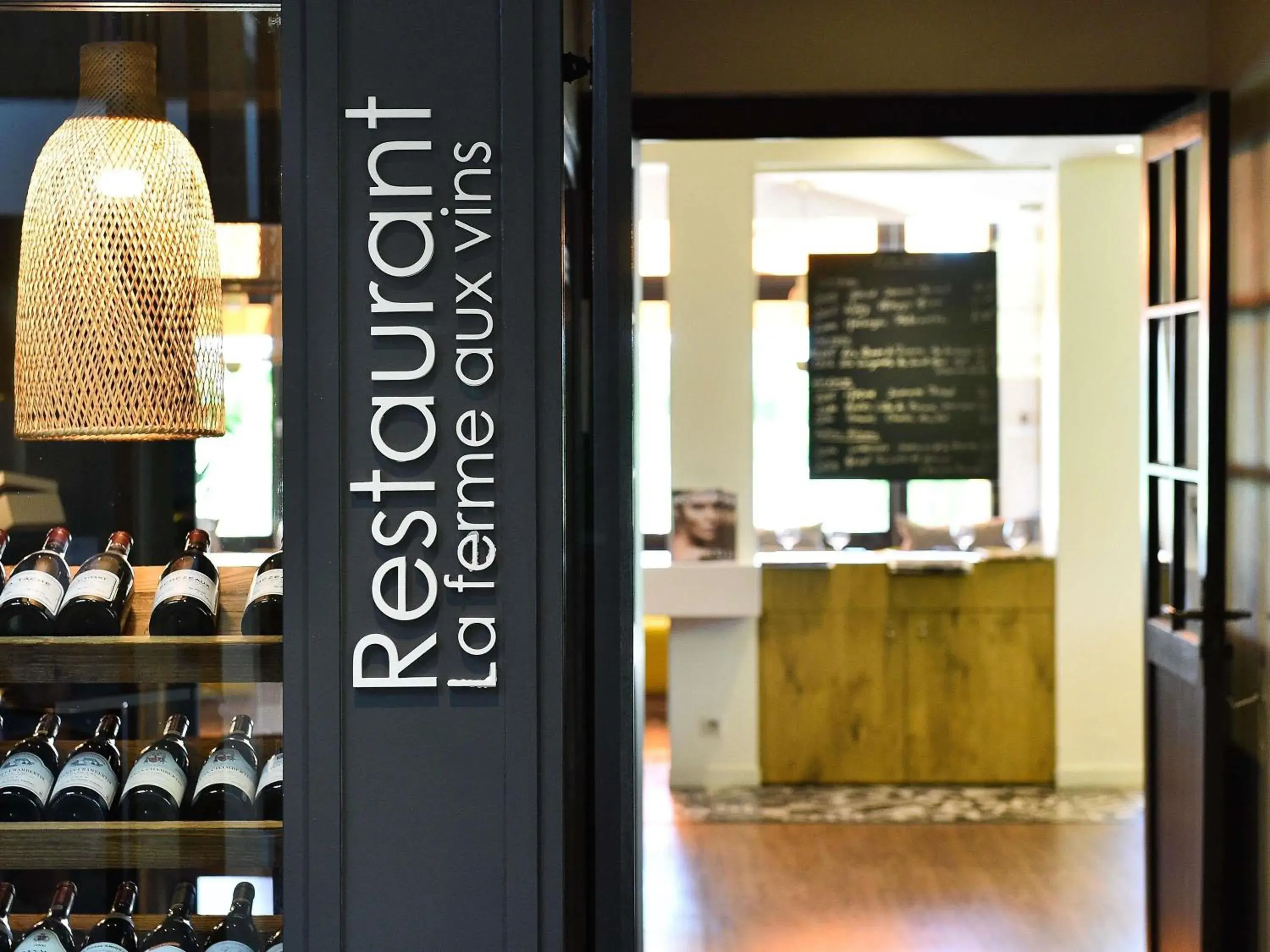 Property building in ibis Beaune La Ferme Aux Vins Property building in ibis Beaune La Ferme Aux Vins