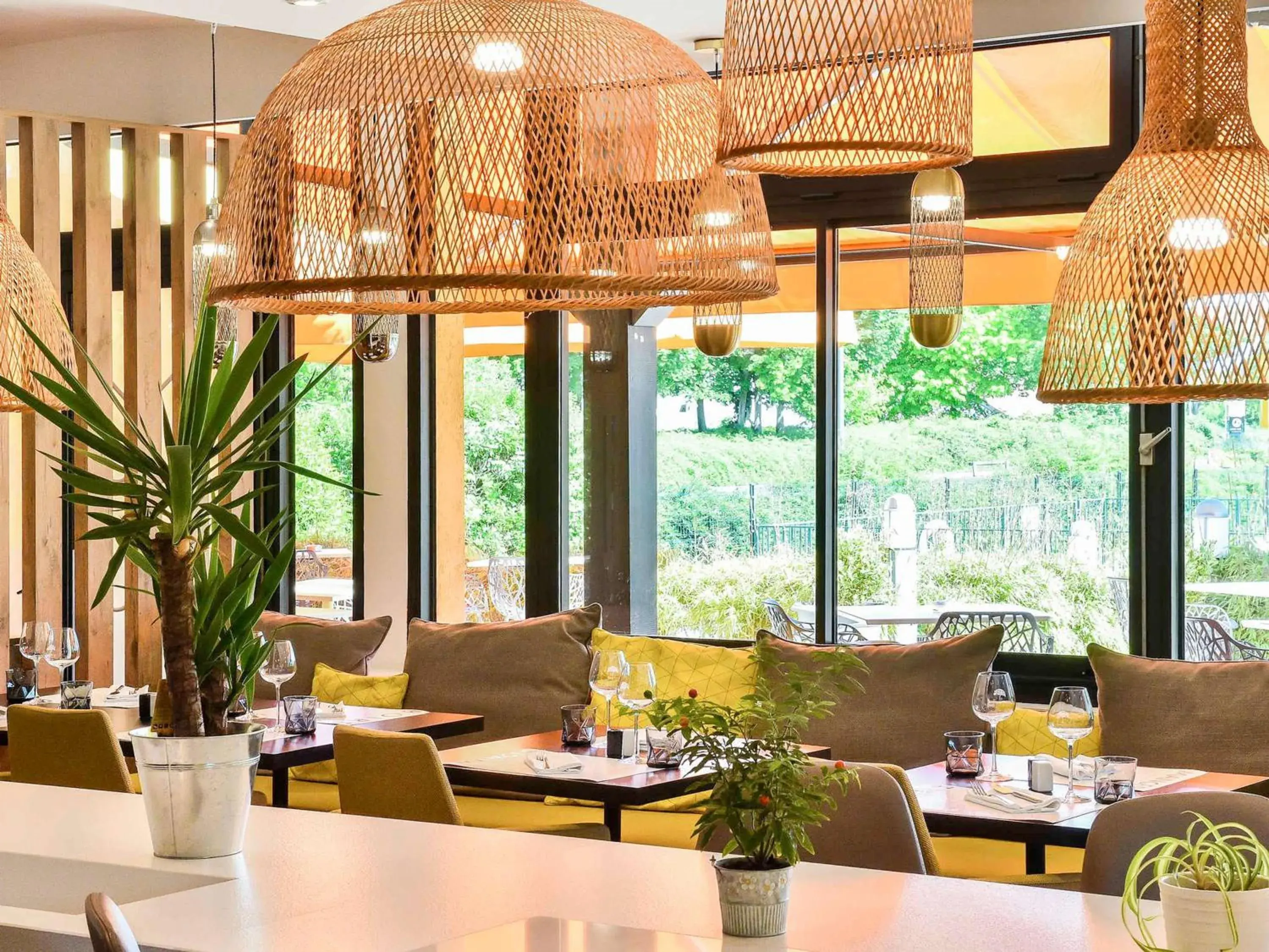 Restaurant/places to eat in ibis Beaune La Ferme Aux Vins Restaurant/places to eat in ibis Beaune La Ferme Aux Vins