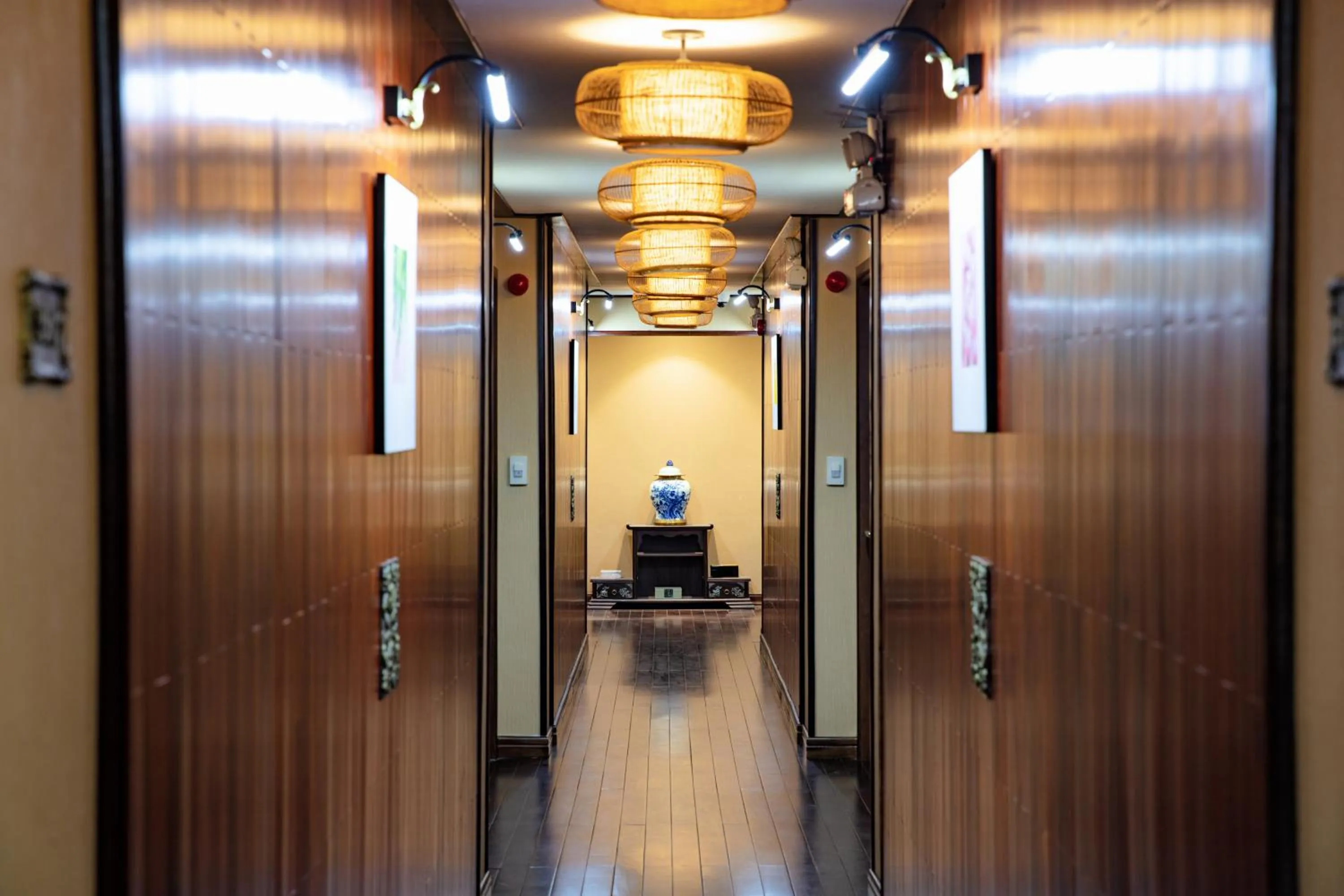 Lobby or reception in Indochine Cruise Lan Ha Bay