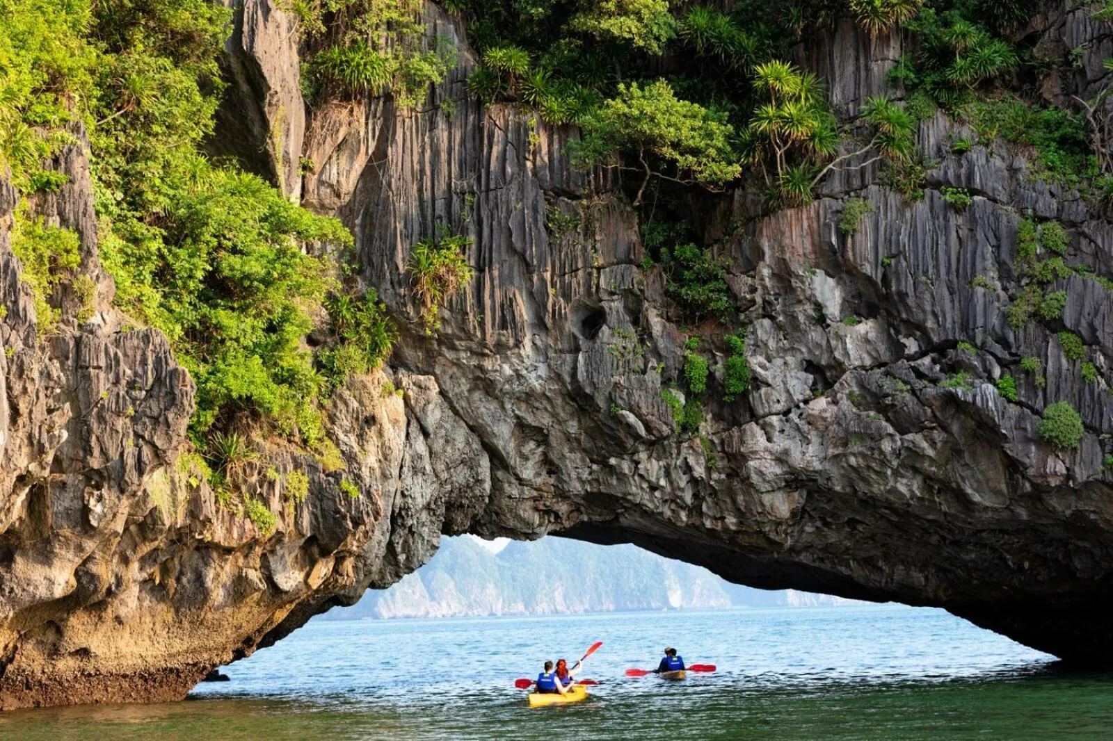 Activities in Indochine Cruise Lan Ha Bay