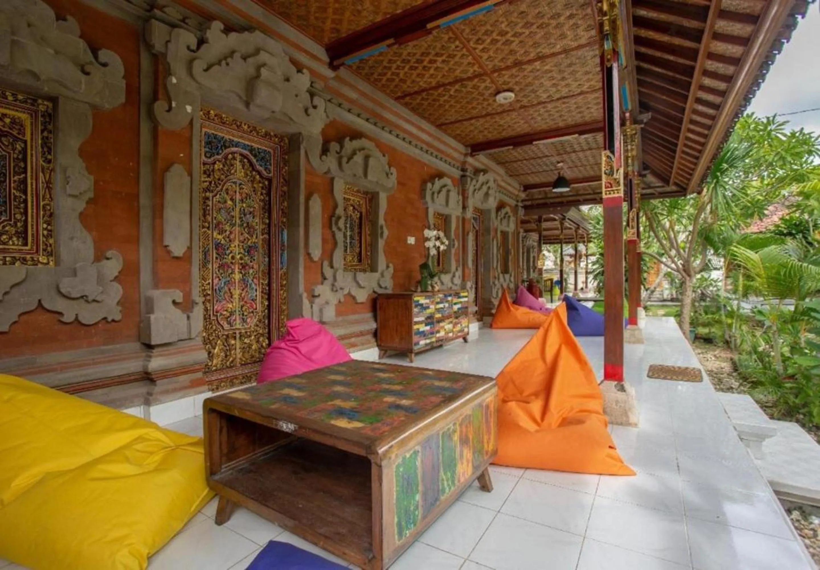 Balcony/Terrace in Nushe Hostel & Room