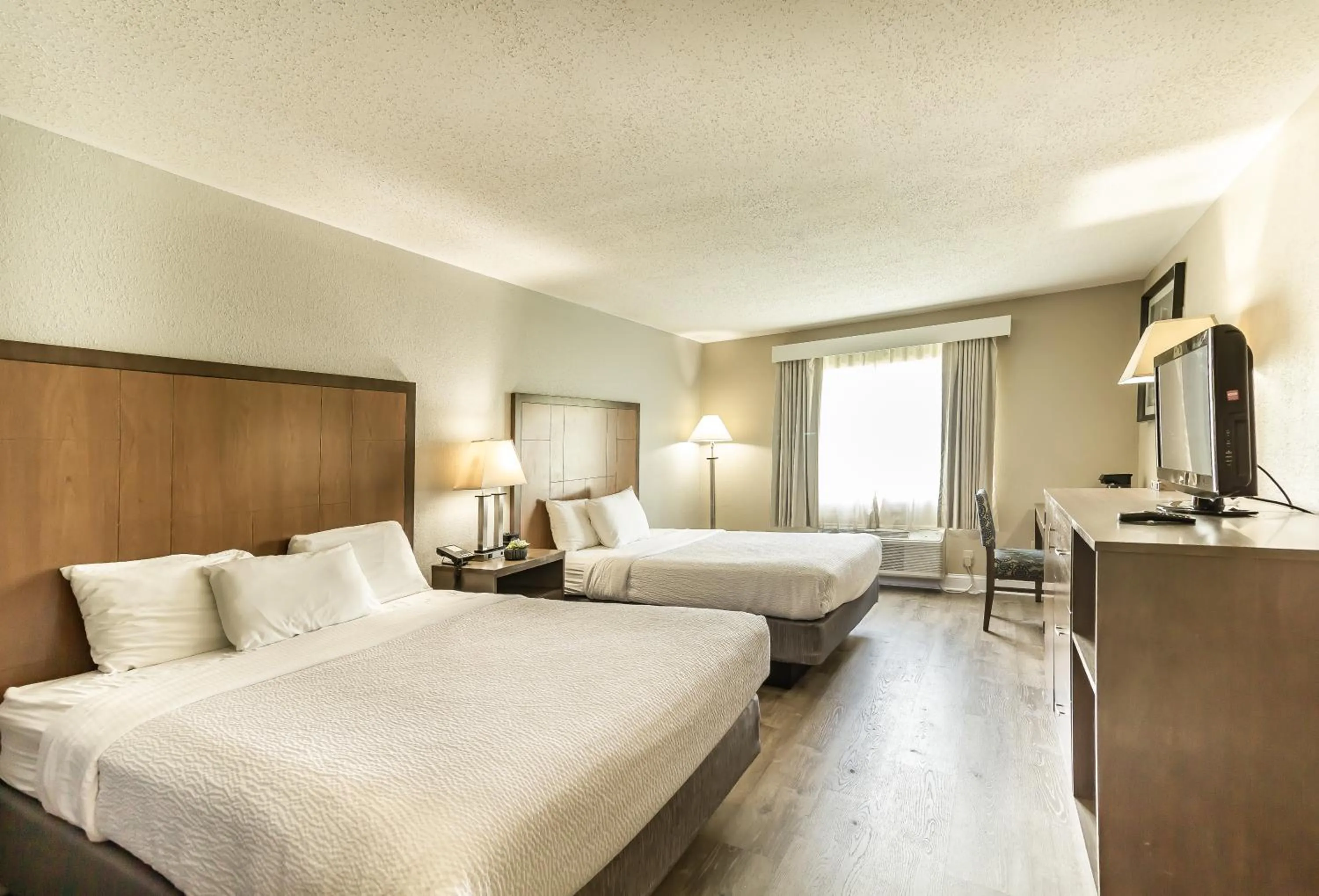 Bedroom, Bed in La Quinta Inn by Wyndham Richmond South