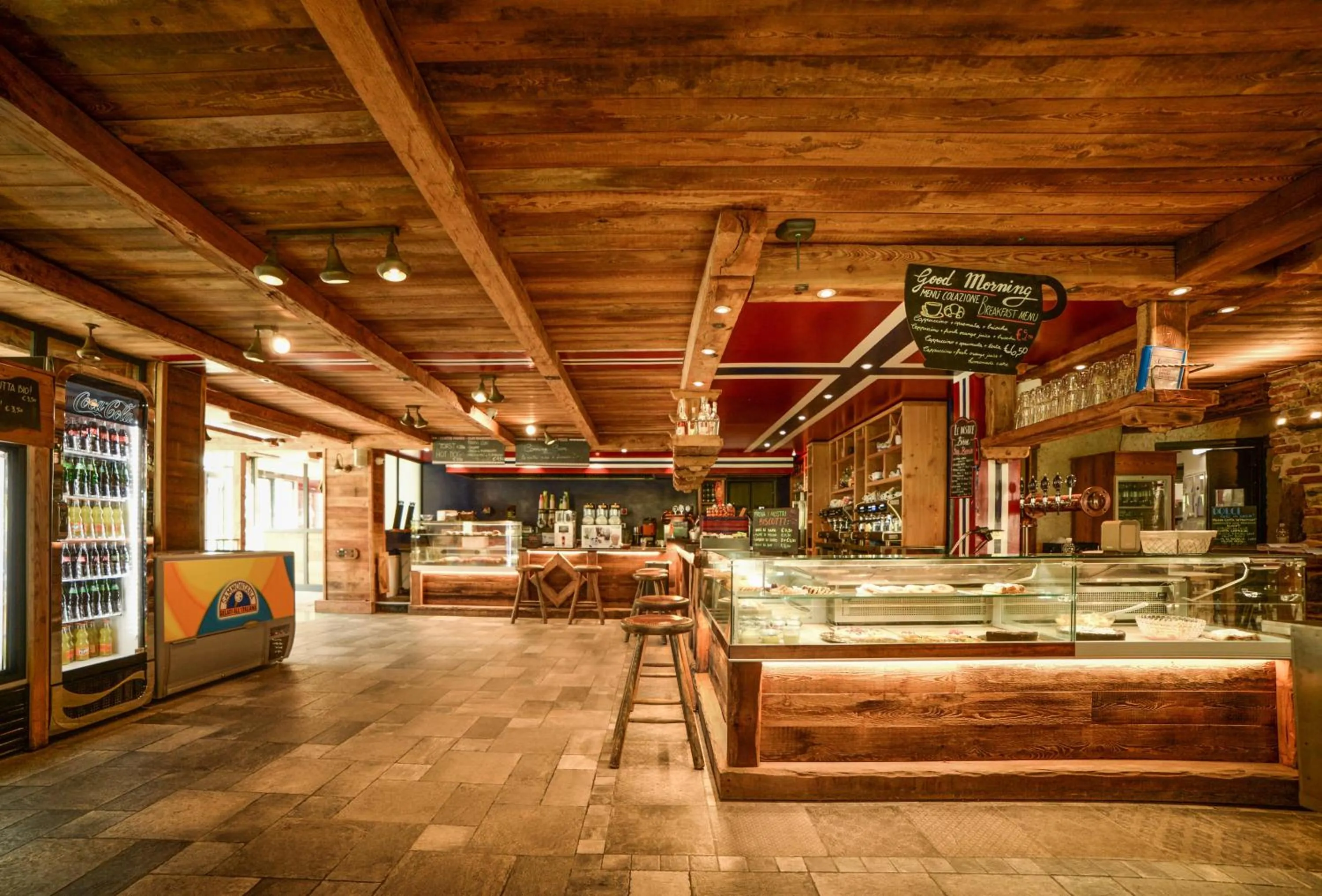 Restaurant/places to eat in Residence Campo Smith