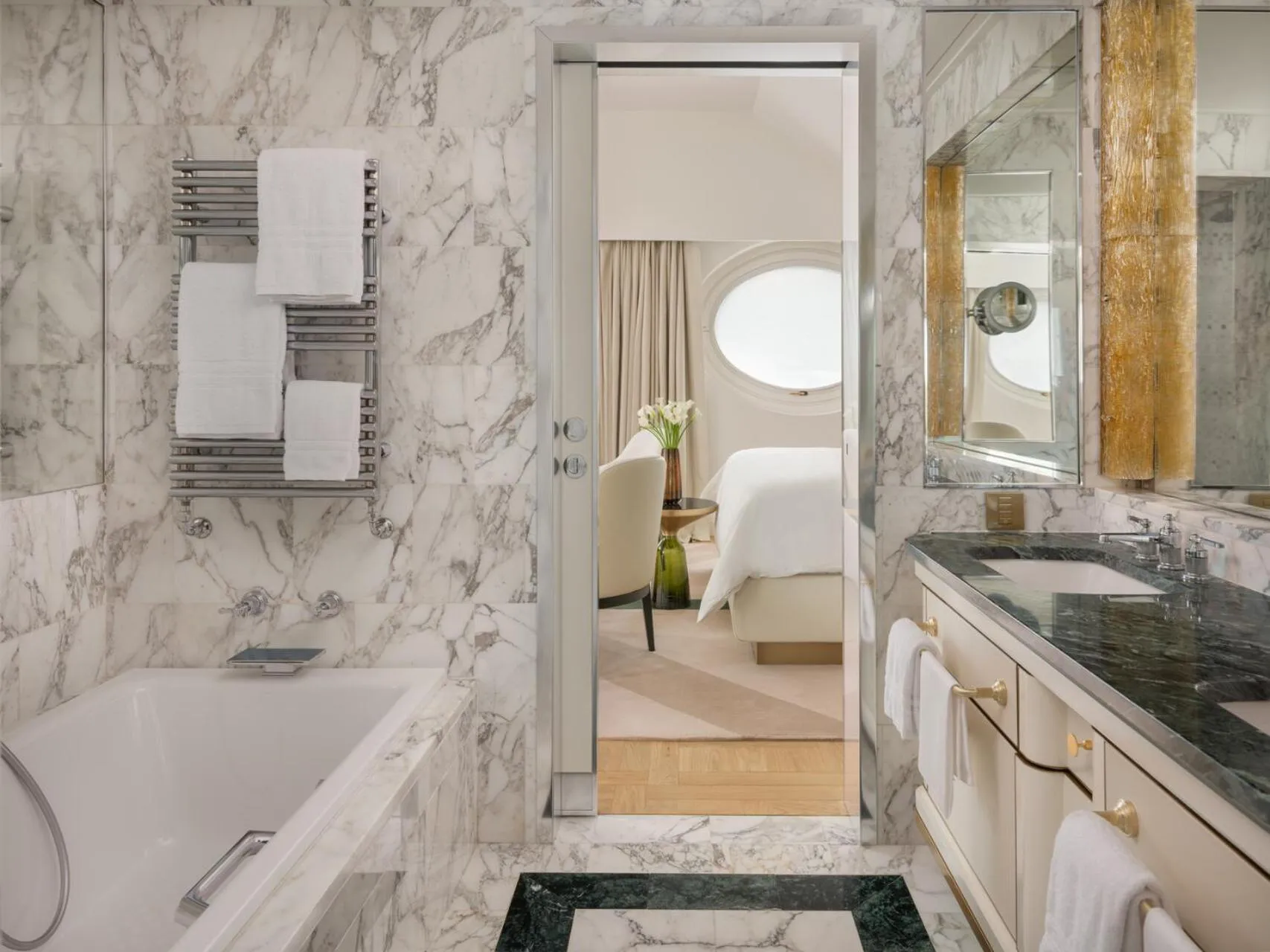 Bathroom in Four Seasons Hotel Milano