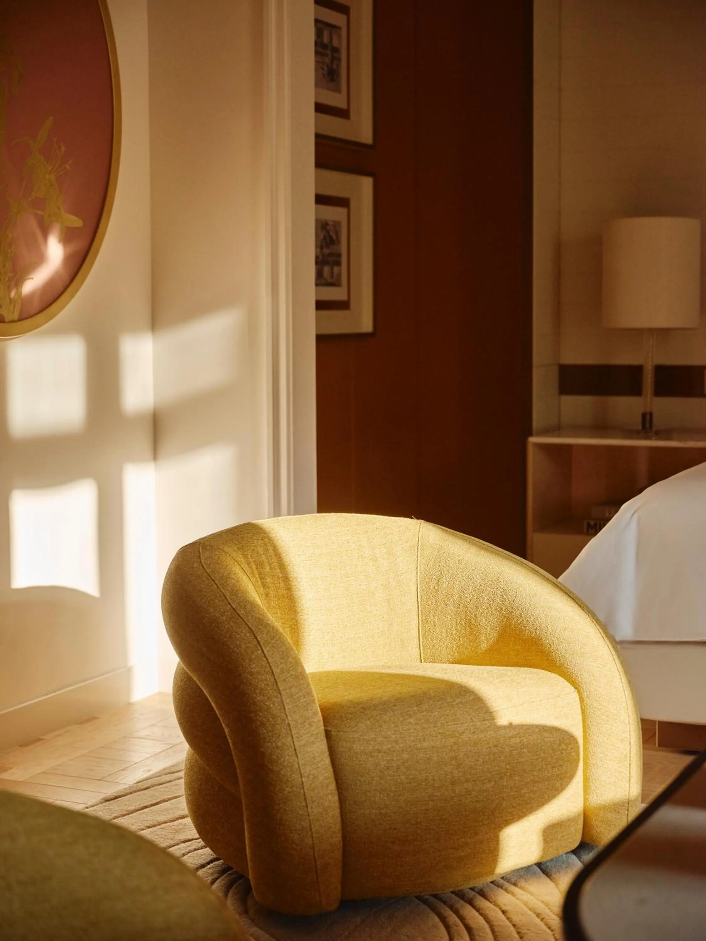 Bedroom, Bed in Four Seasons Hotel Milano