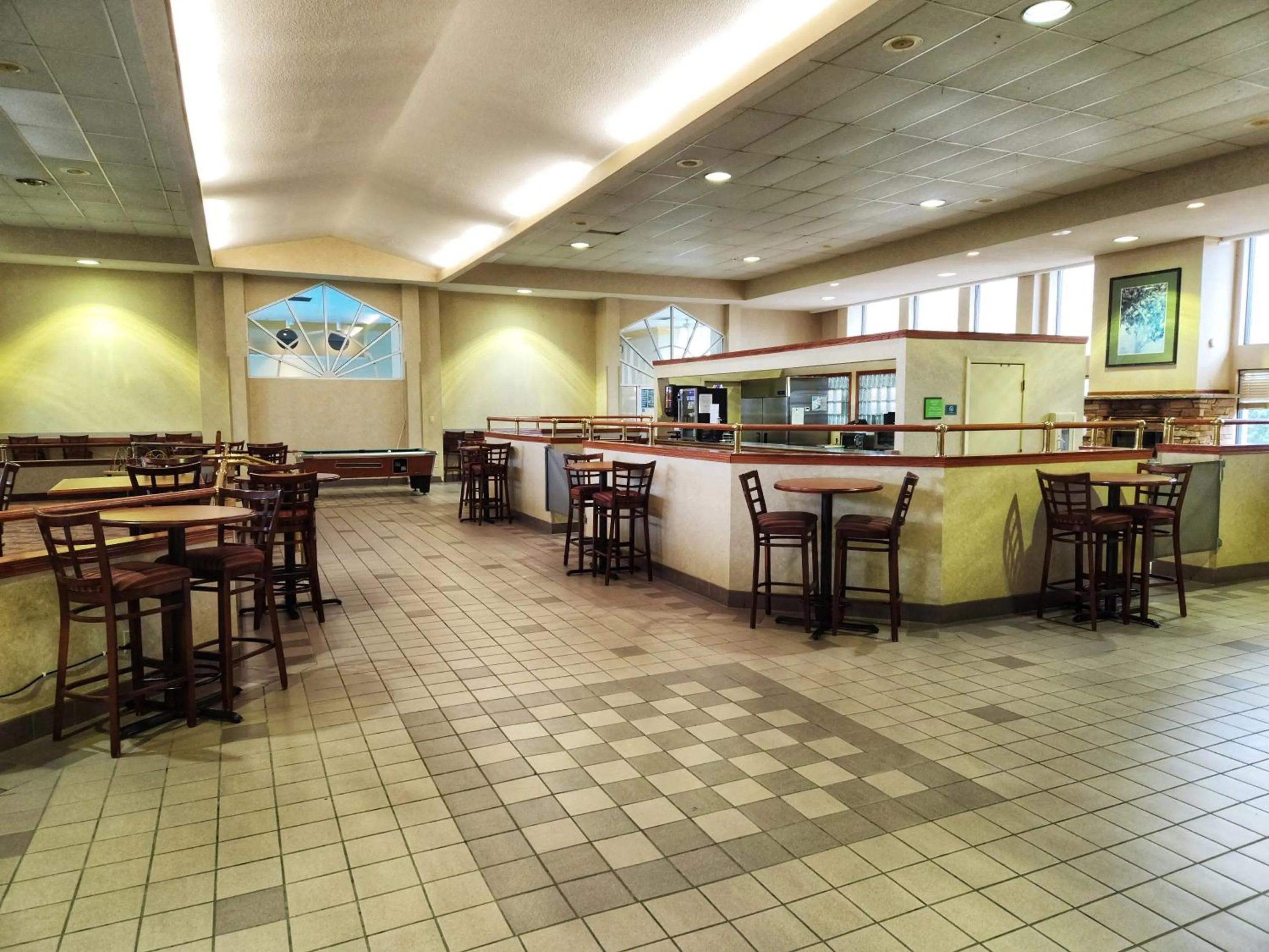 Breakfast in La Quinta by Wyndham Appleton College Avenue