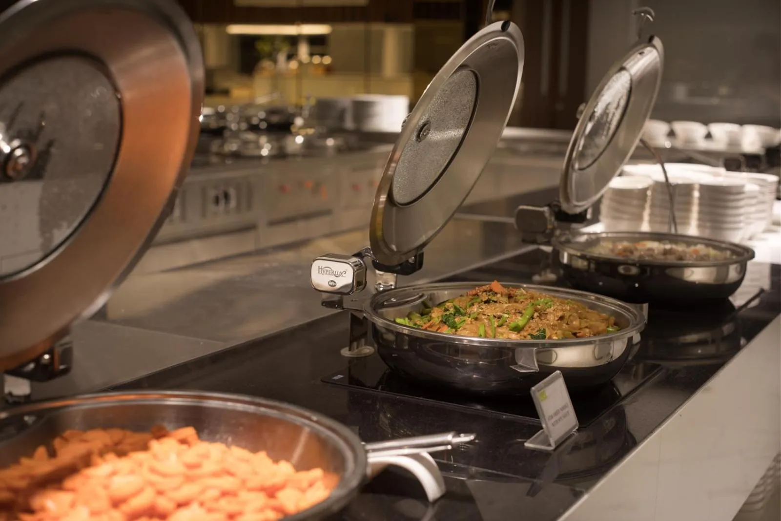 Breakfast in S Ram Leisure Hotel