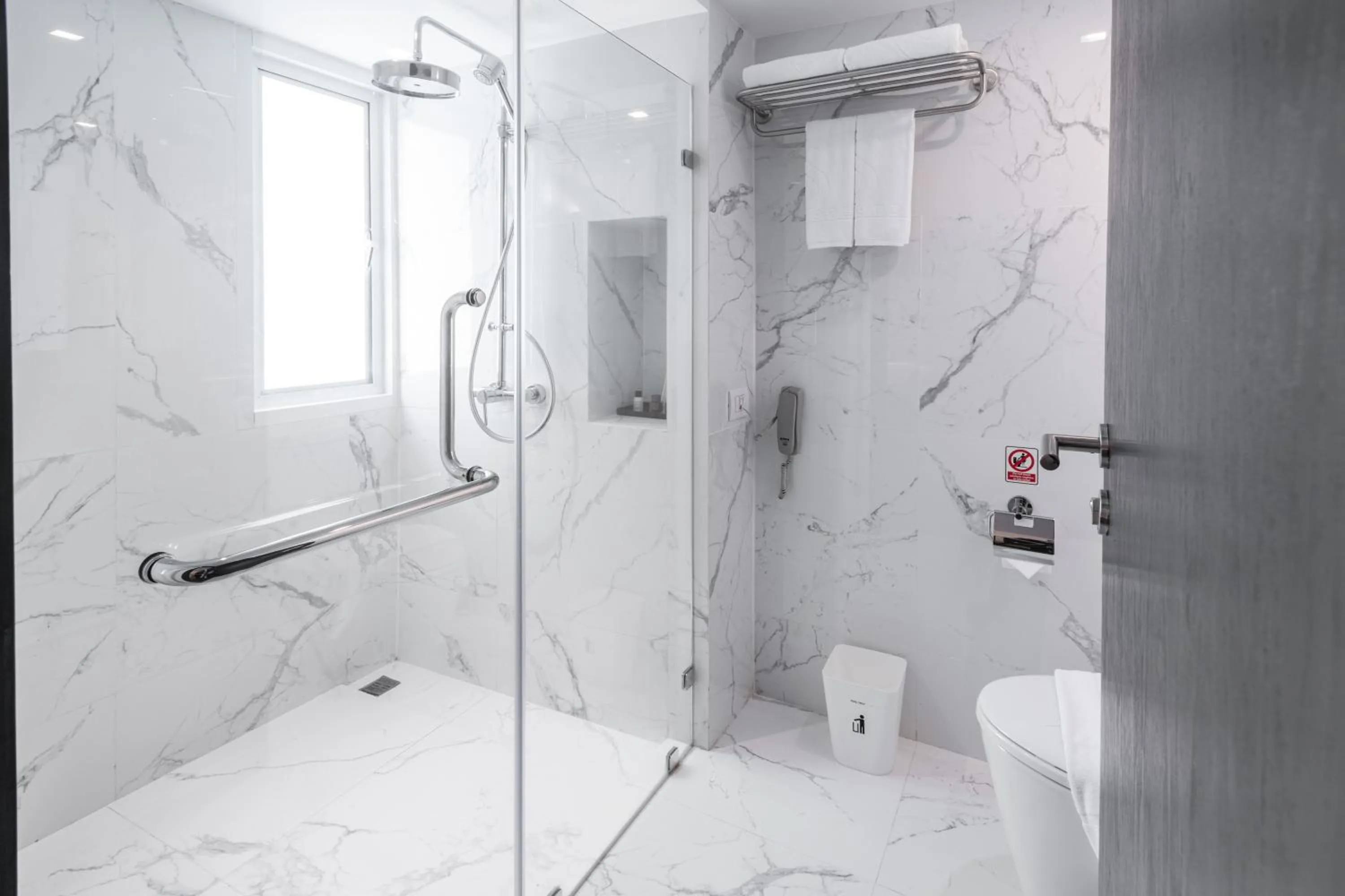 Bathroom in S Ram Leisure Hotel