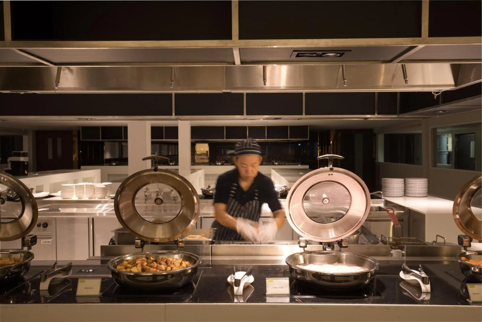 Breakfast in S Ram Leisure Hotel