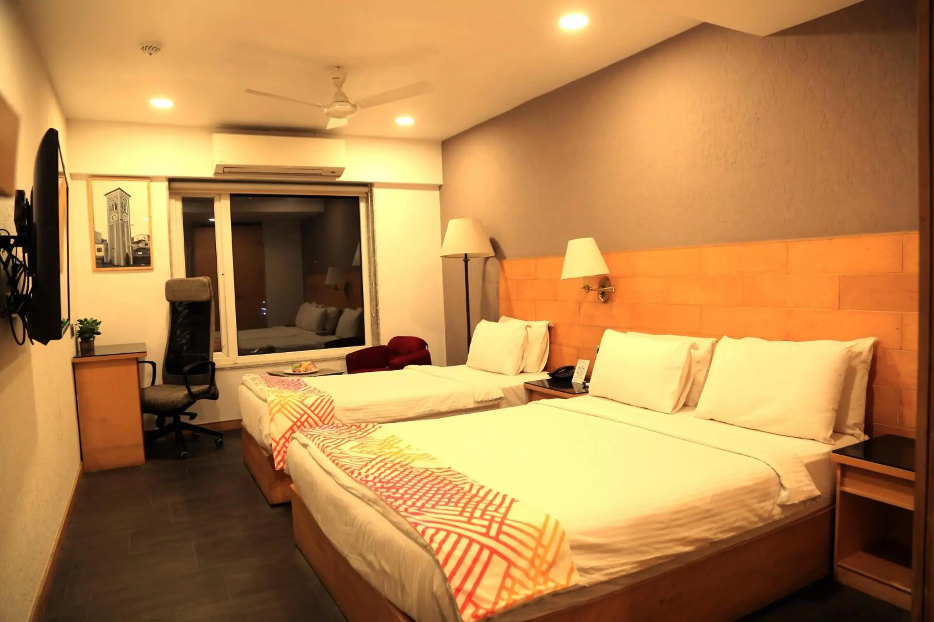 Bed in Ginger Surat City Centre Bed in Ginger Surat City Centre