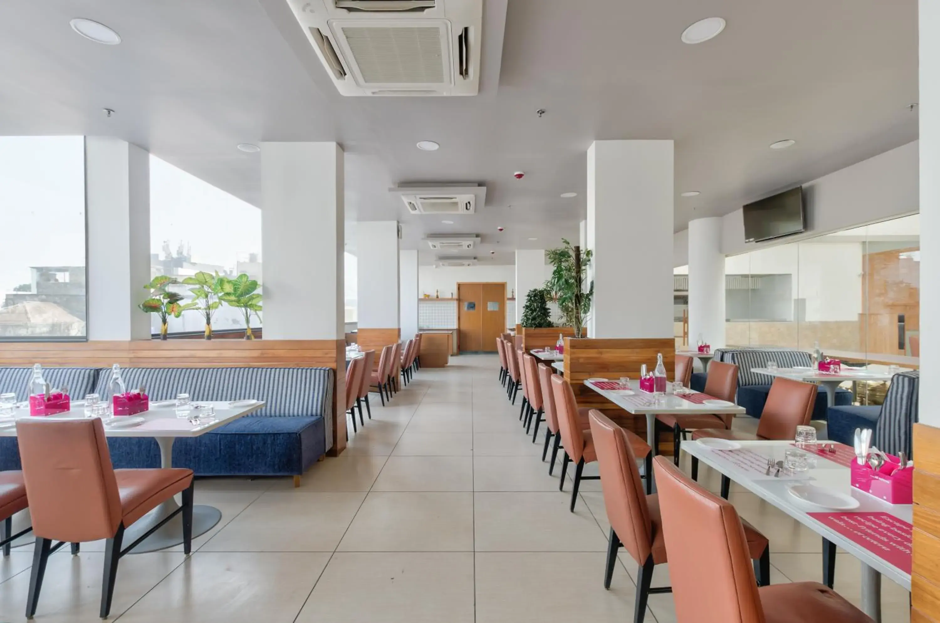 Restaurant/places to eat in Ginger Surat City Centre Restaurant/places to eat in Ginger Surat City Centre