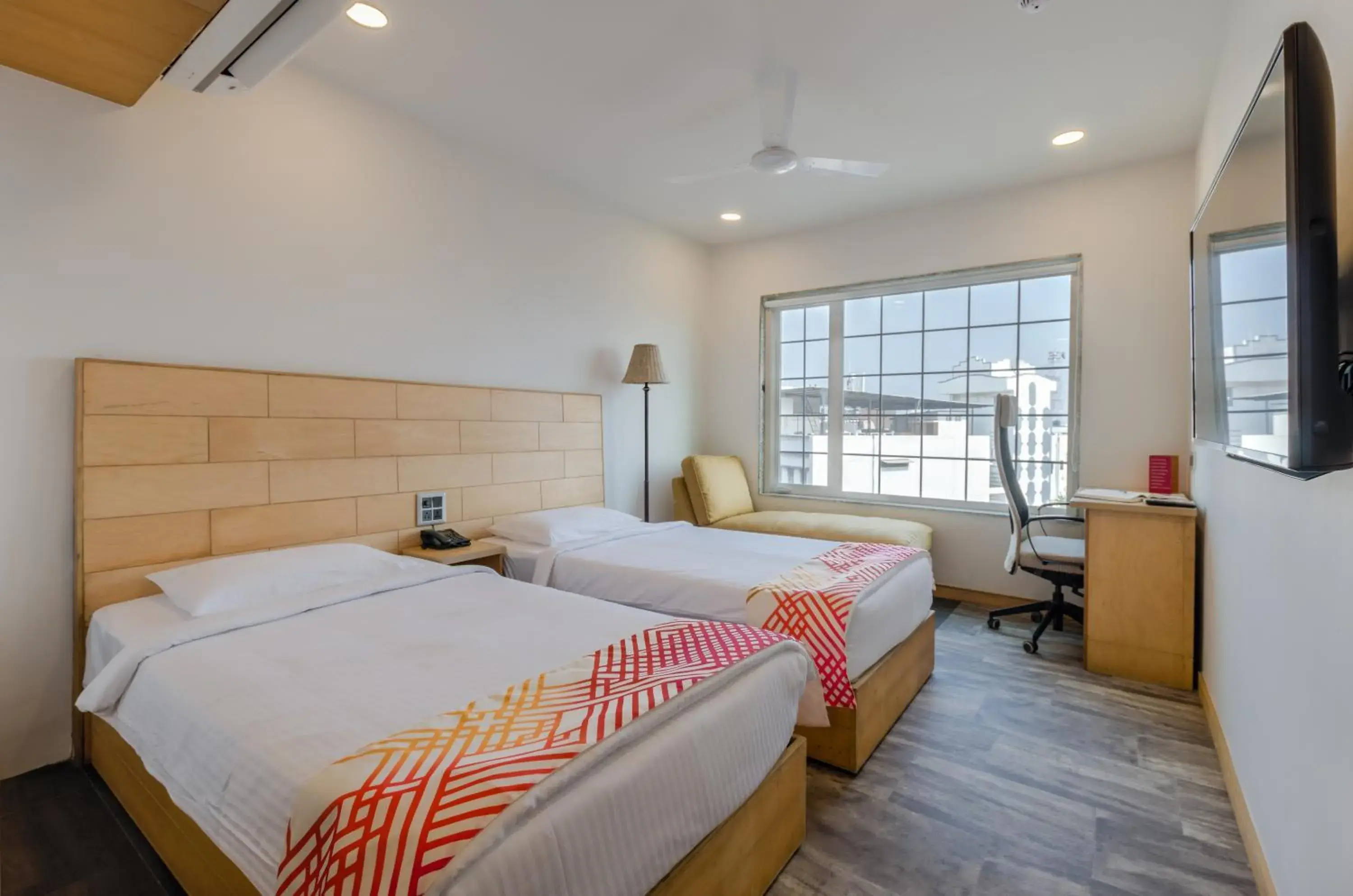 Photo of the whole room, Bed in Ginger Surat City Centre Photo of the whole room, Bed in Ginger Surat City Centre