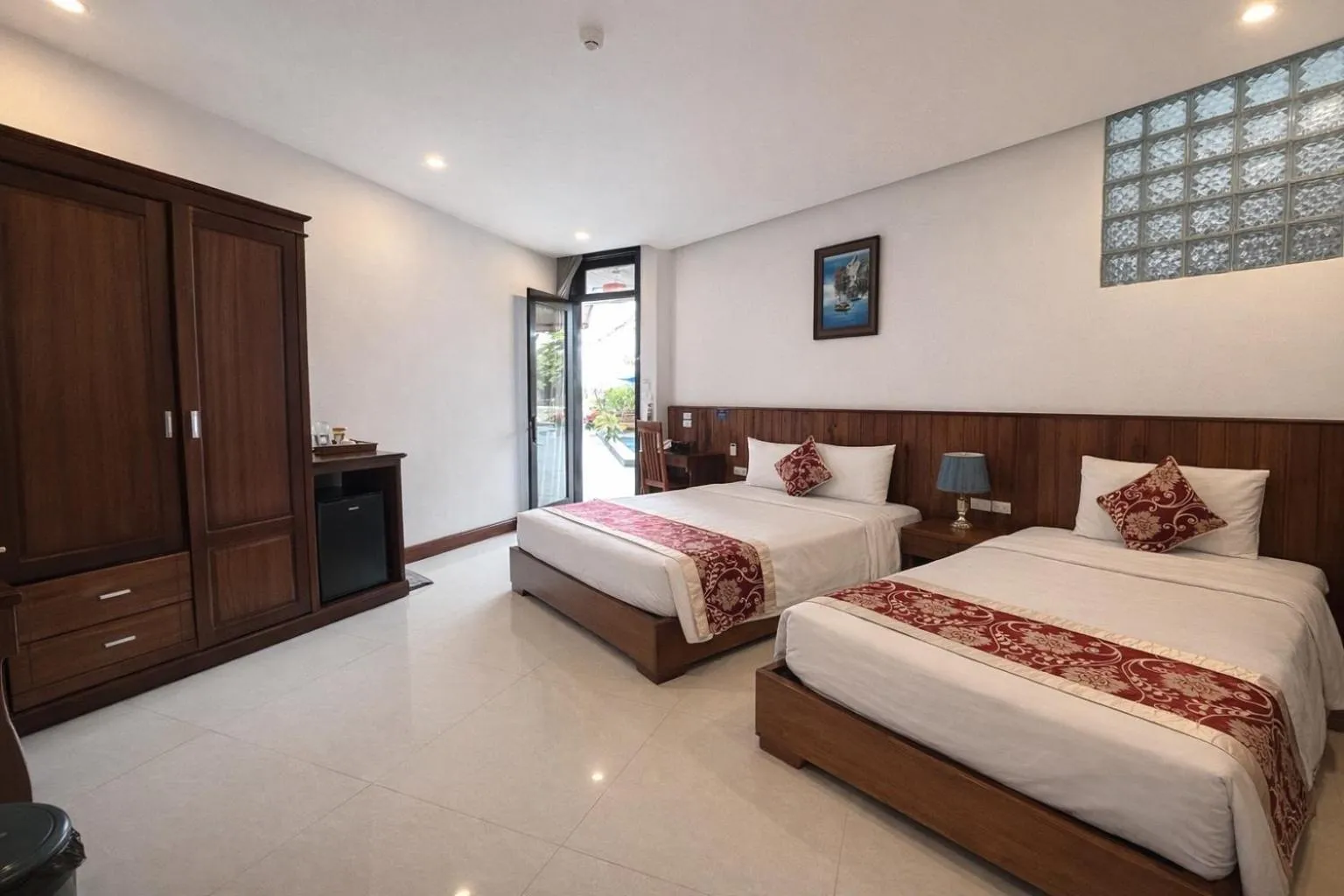 Bed in Threeway Riverside Villa