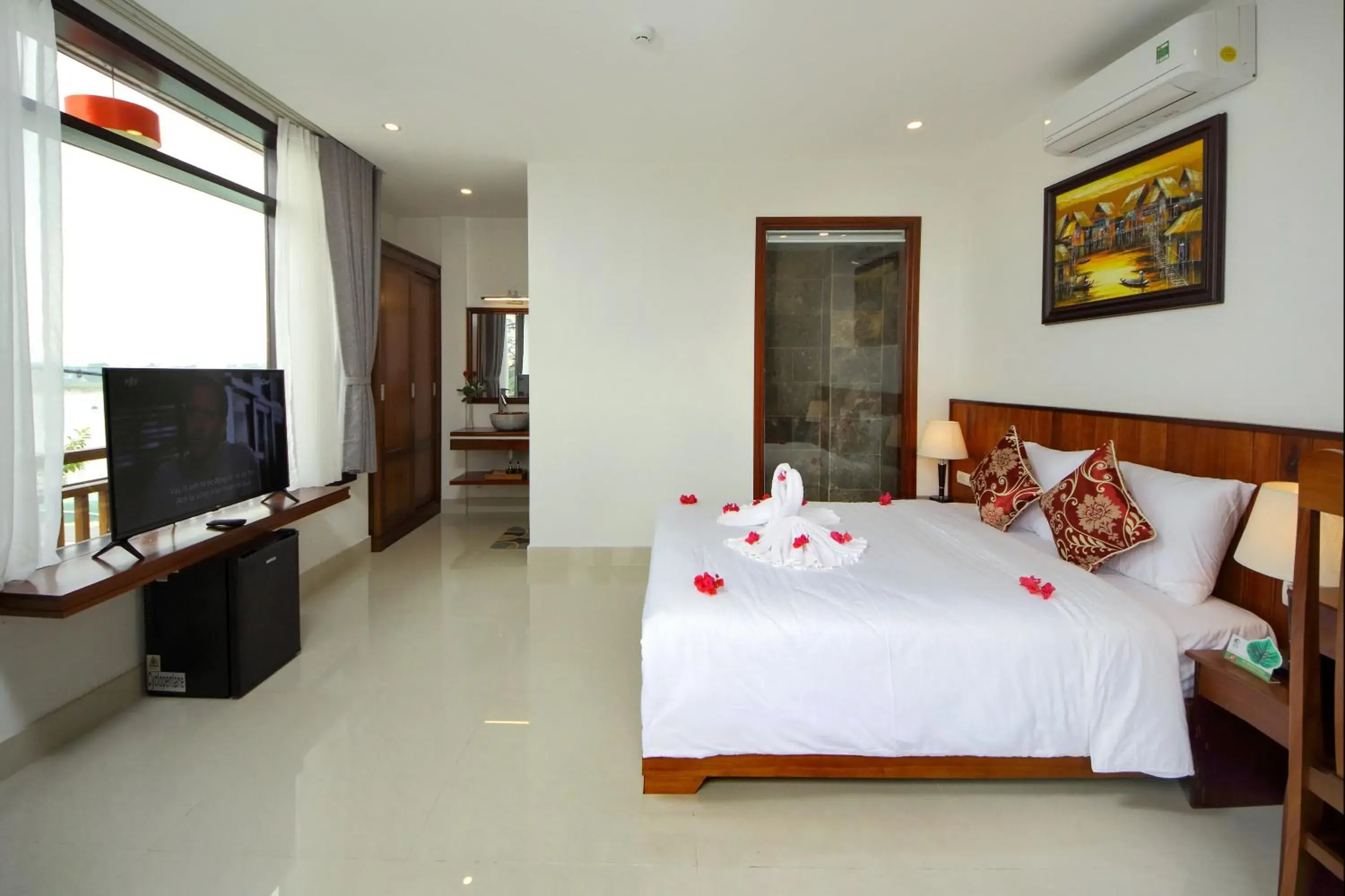 City view, Bed in Threeway Riverside Villa City view, Bed in Threeway Riverside Villa