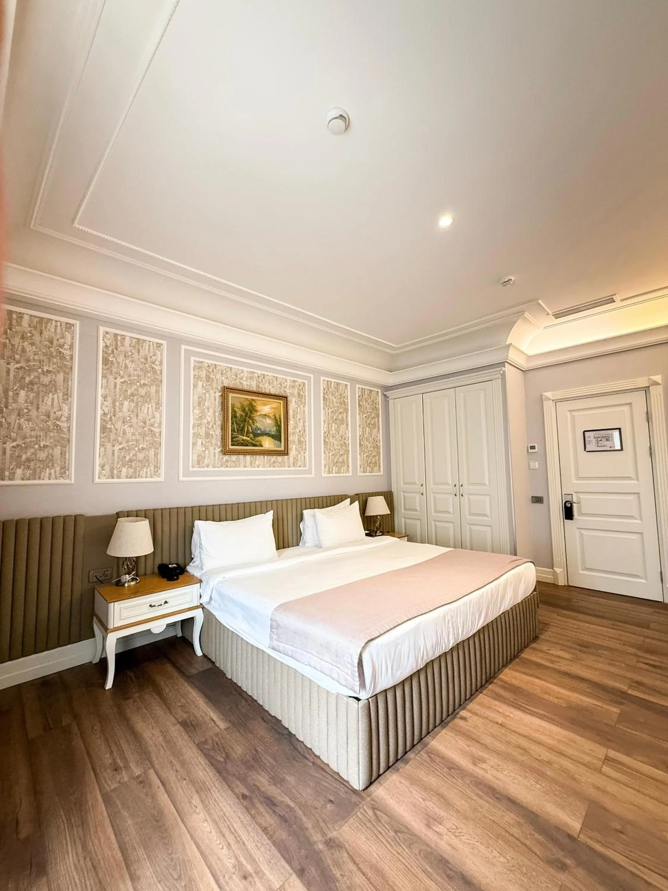 Bed in Theatrum Hotel Baku